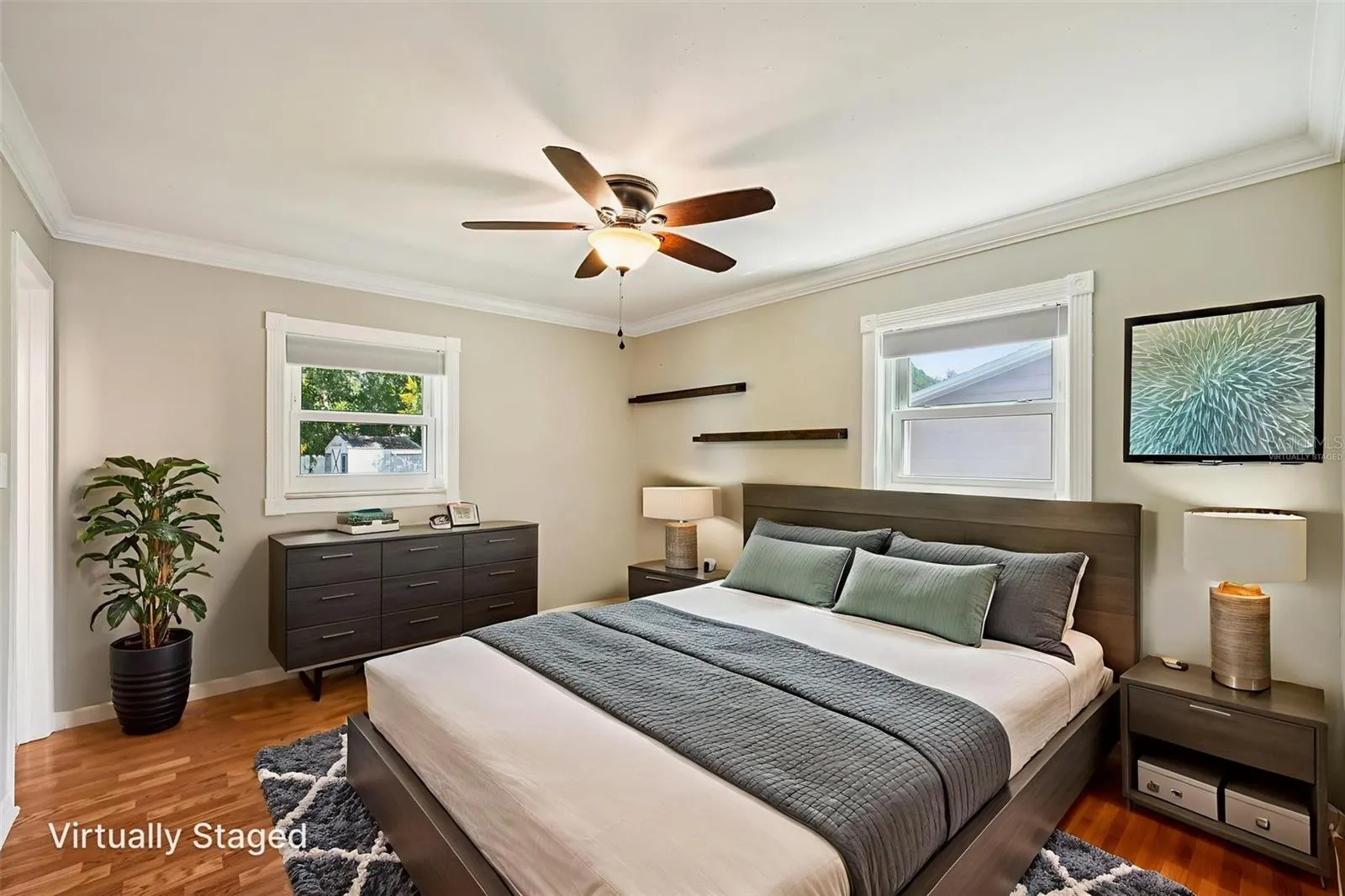 2525 LAKE ELLEN LN