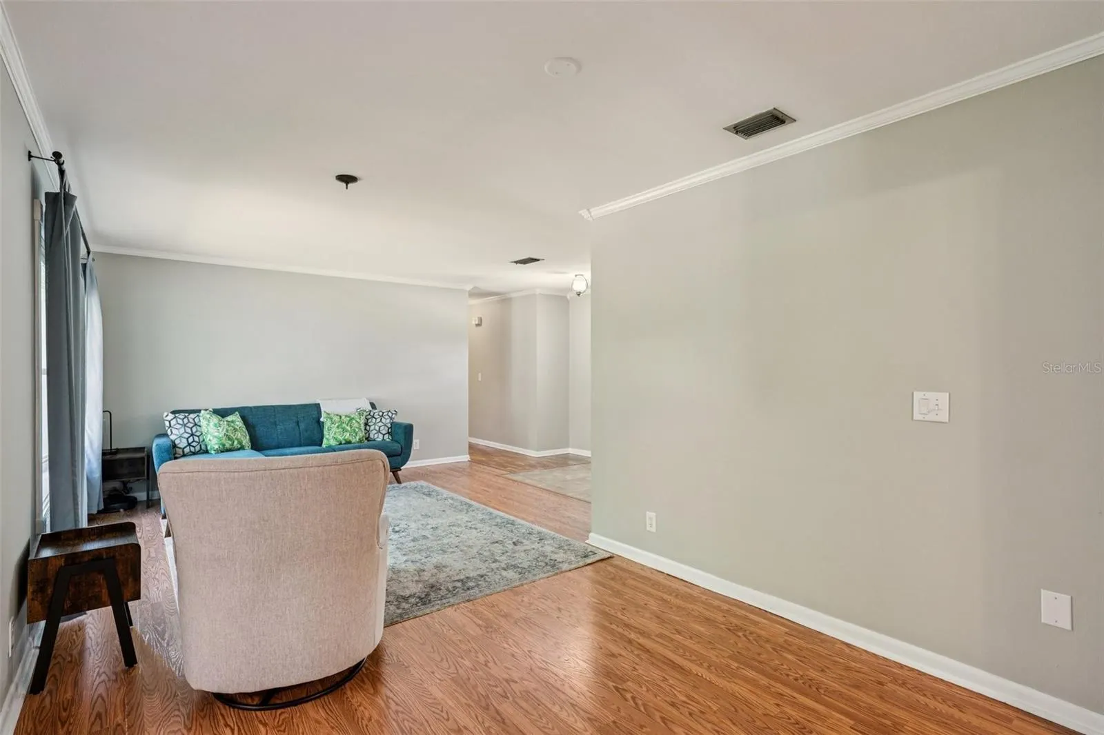 2525 LAKE ELLEN LN
