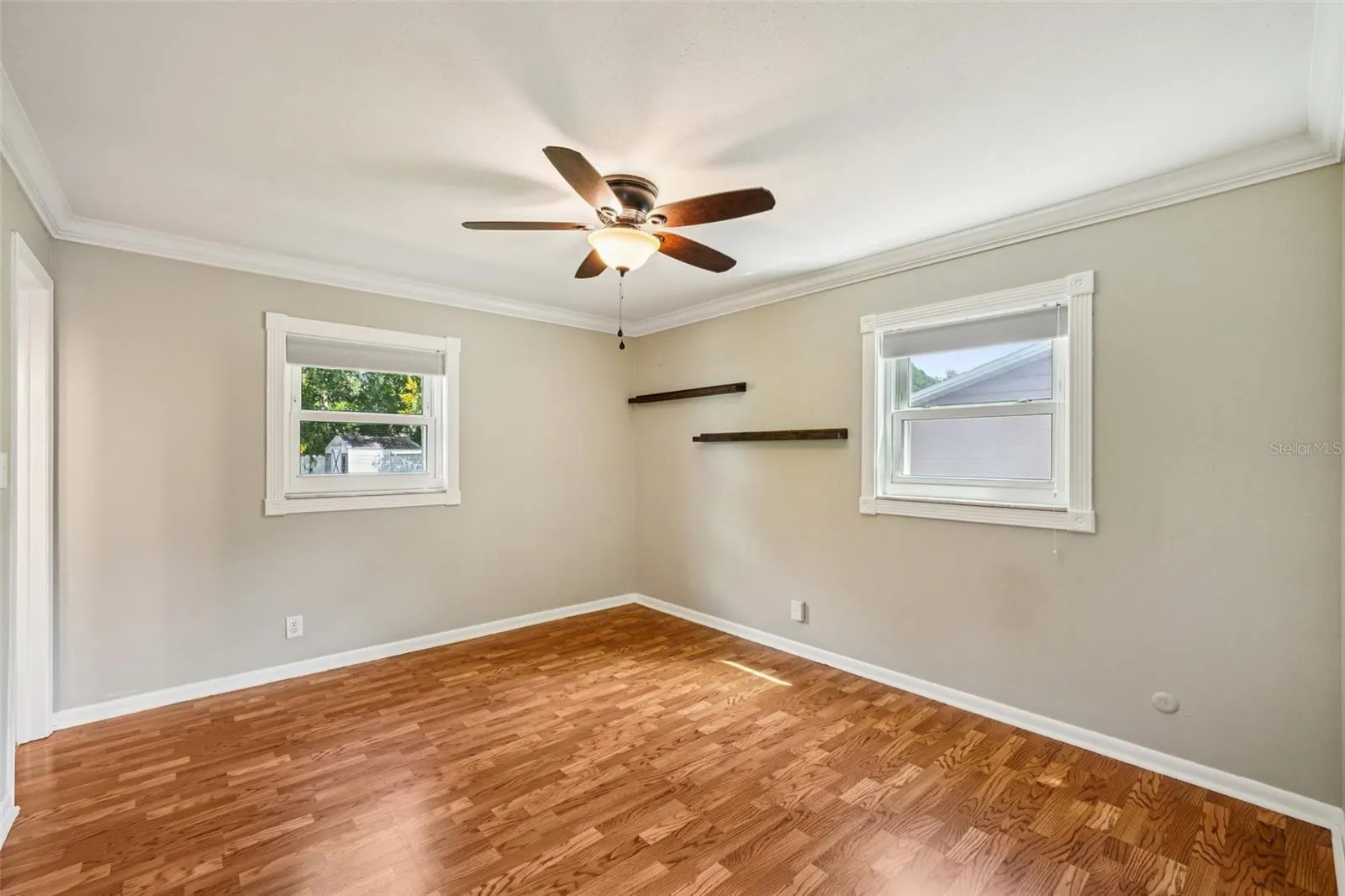 2525 LAKE ELLEN LN
