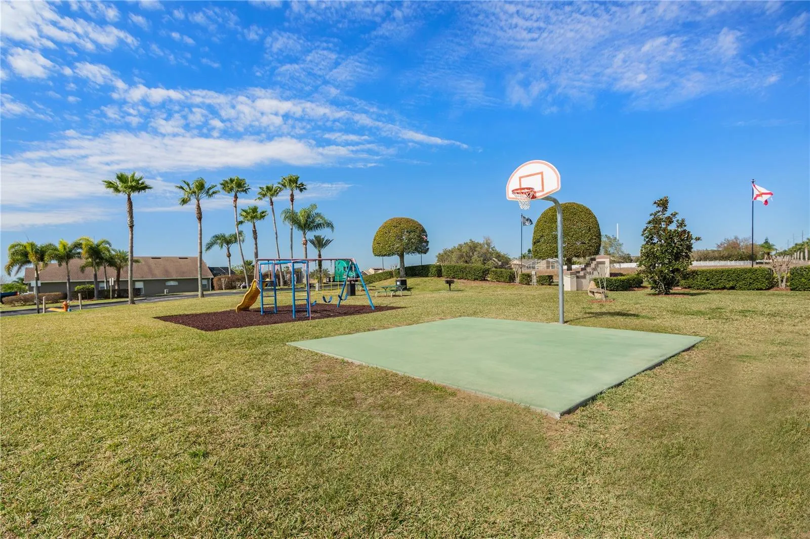 611 OLD BRIDGE CIR