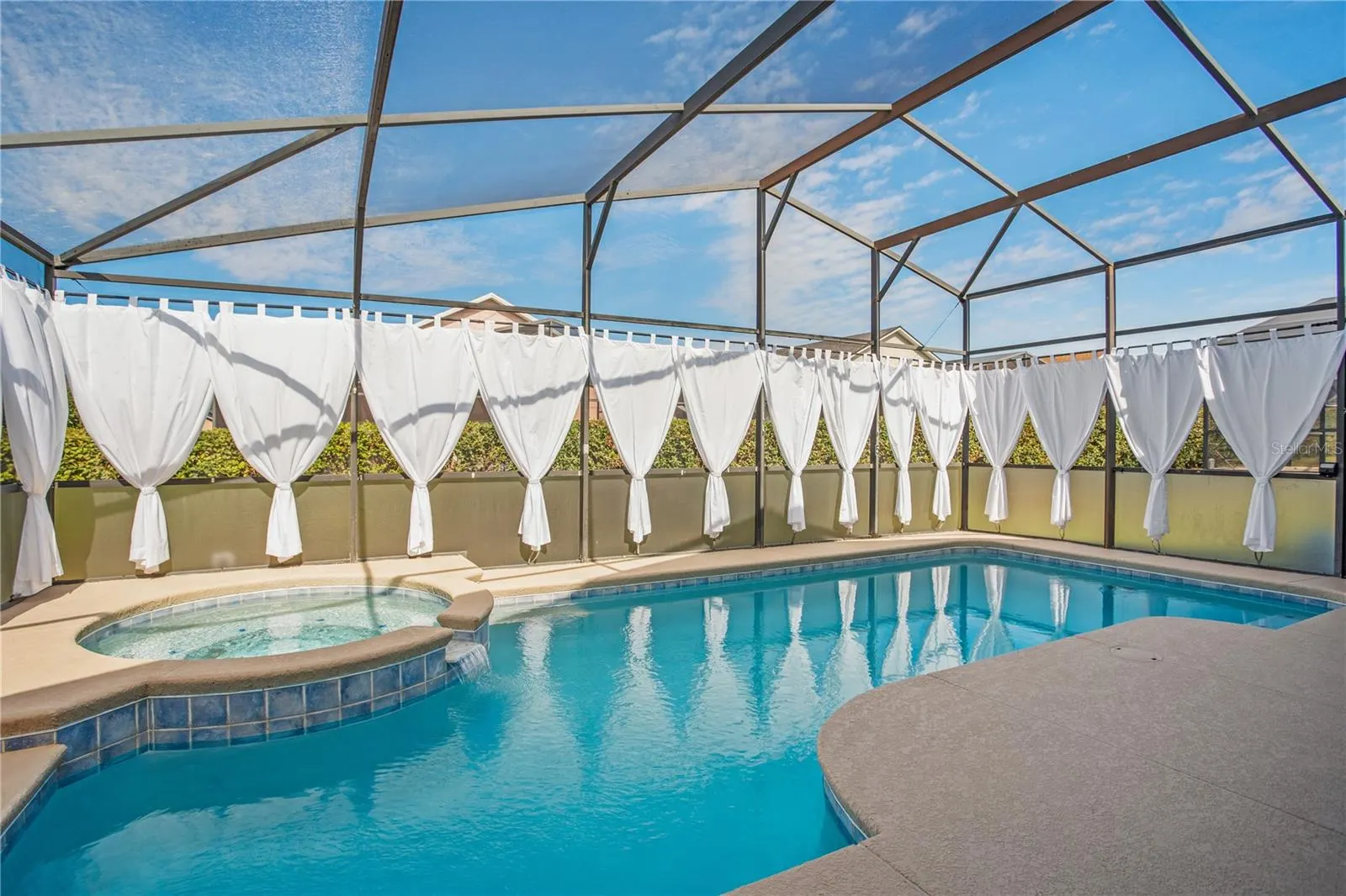611 OLD BRIDGE CIR