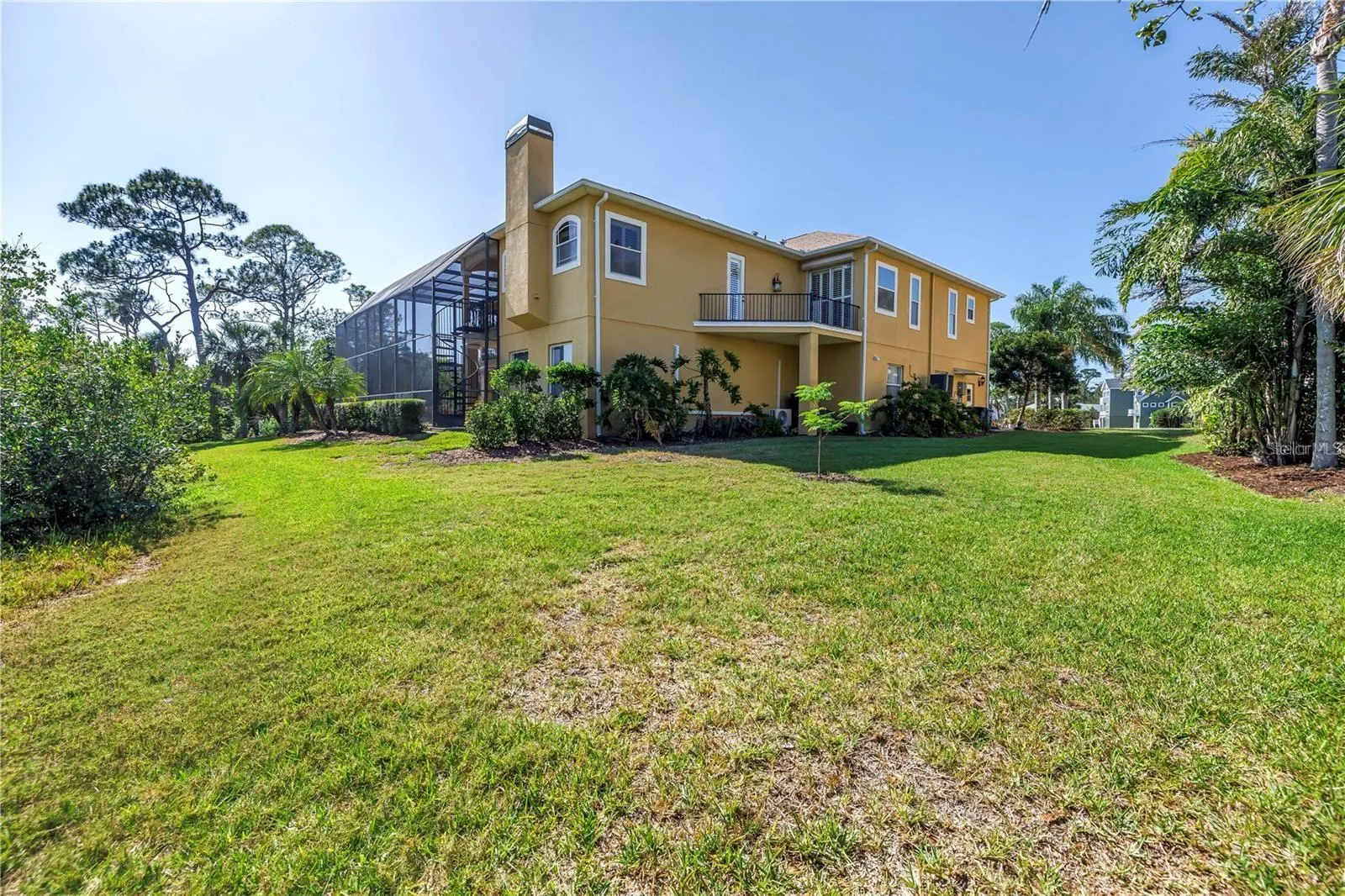 2101 N POINTE ALEXIS DR