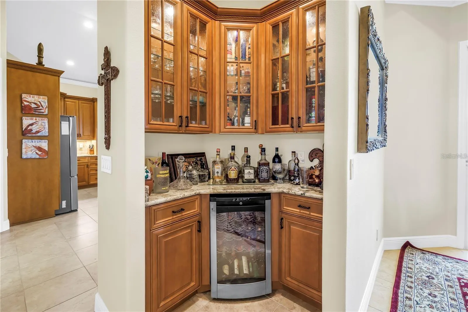 2101 N POINTE ALEXIS DR