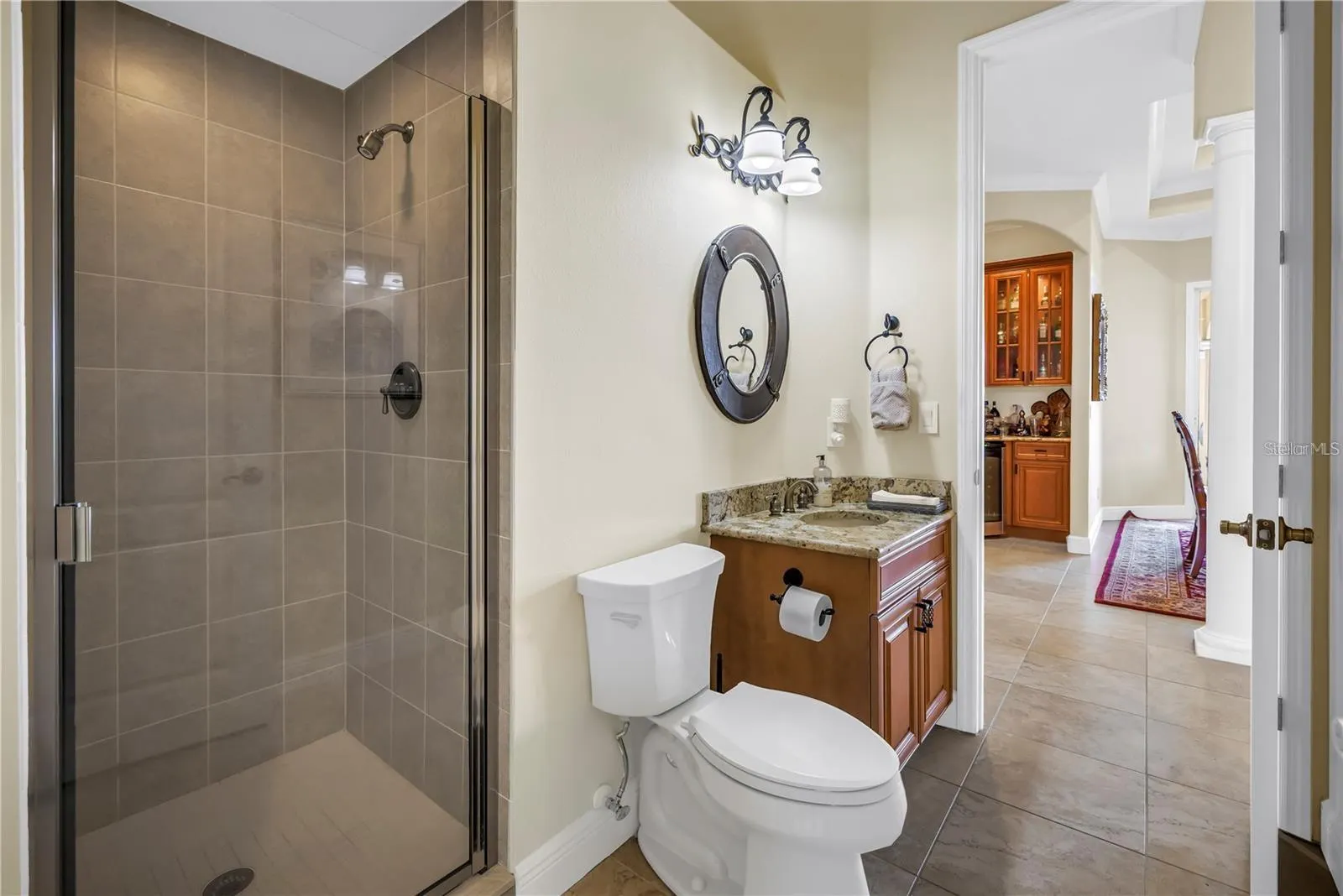 2101 N POINTE ALEXIS DR