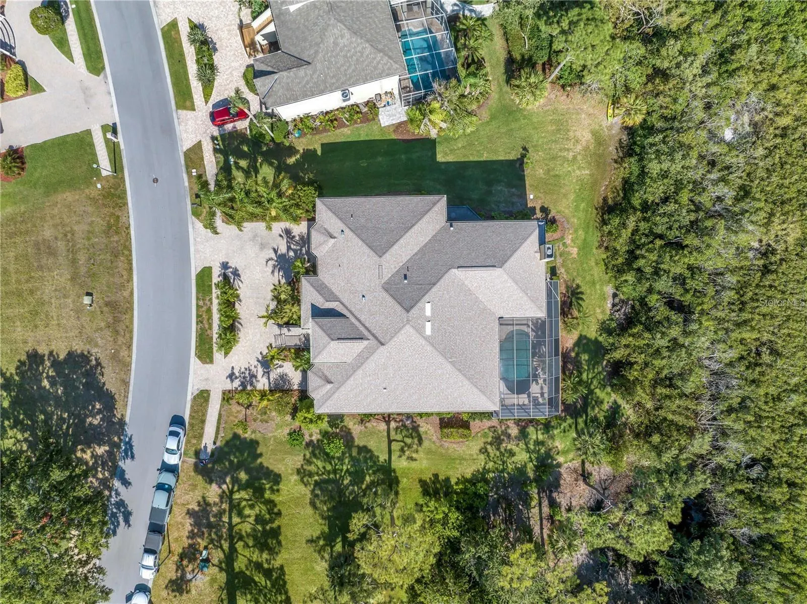 2101 N POINTE ALEXIS DR