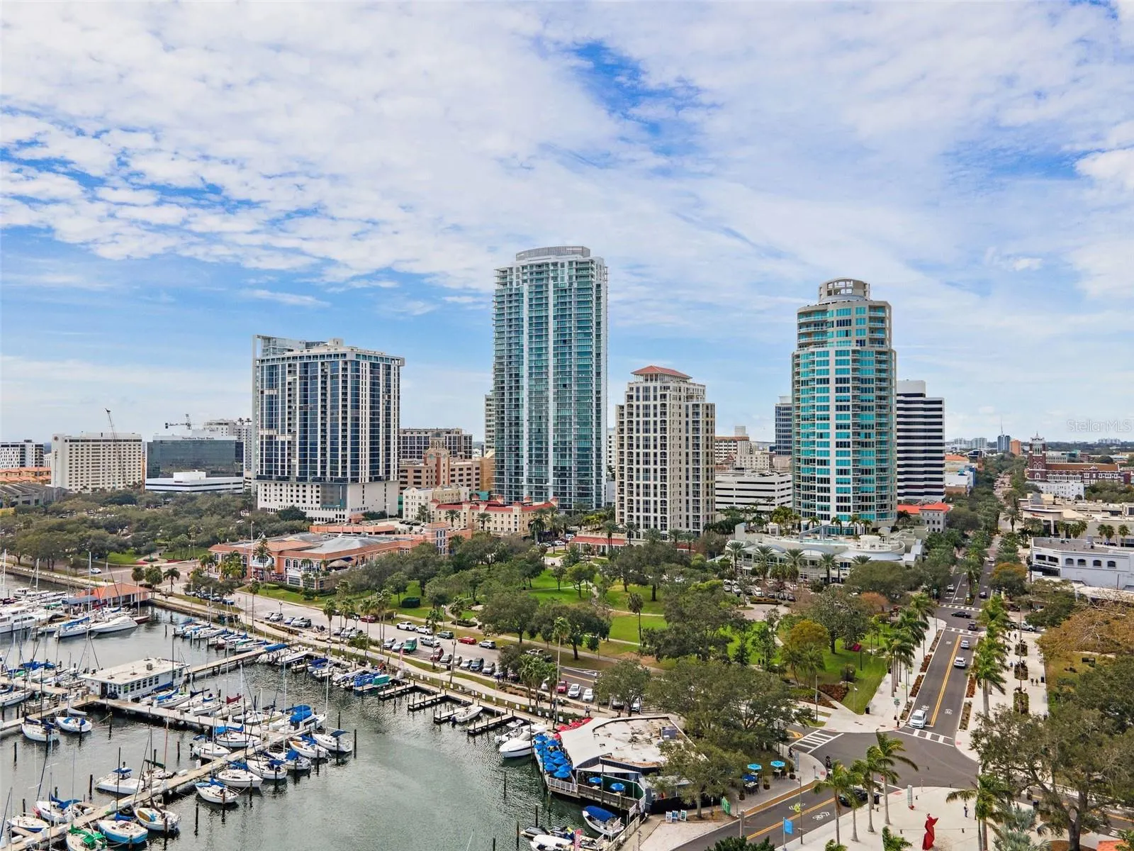 100 BEACH DR NE #301, #301