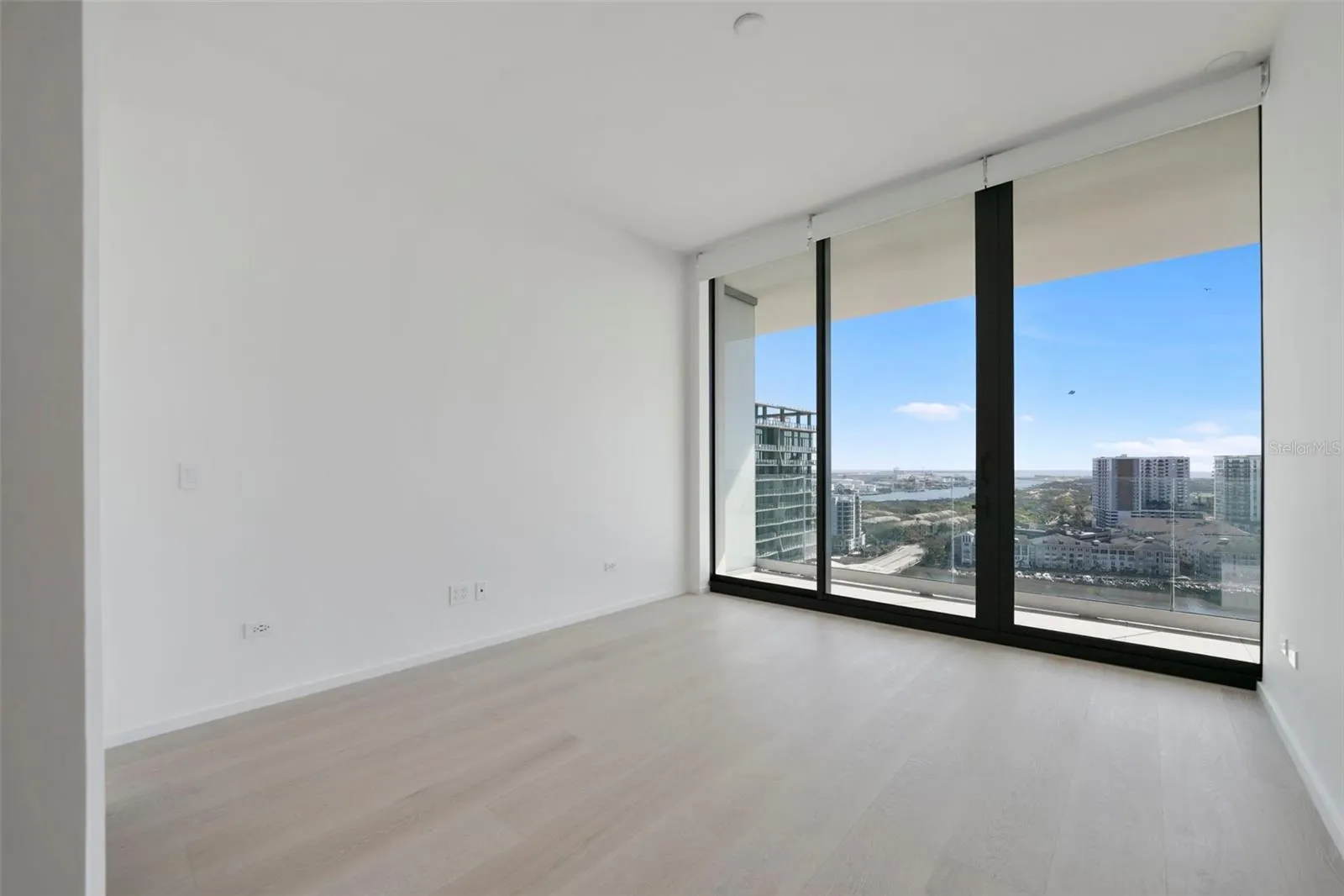 1000 WATER ST #1601, #1601