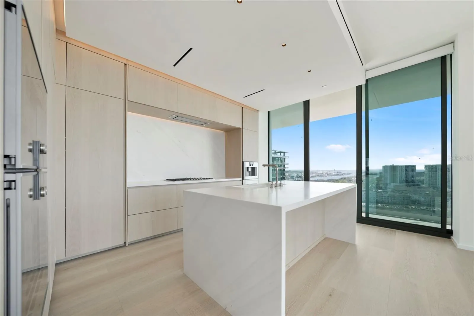 1000 WATER ST #1601, #1601