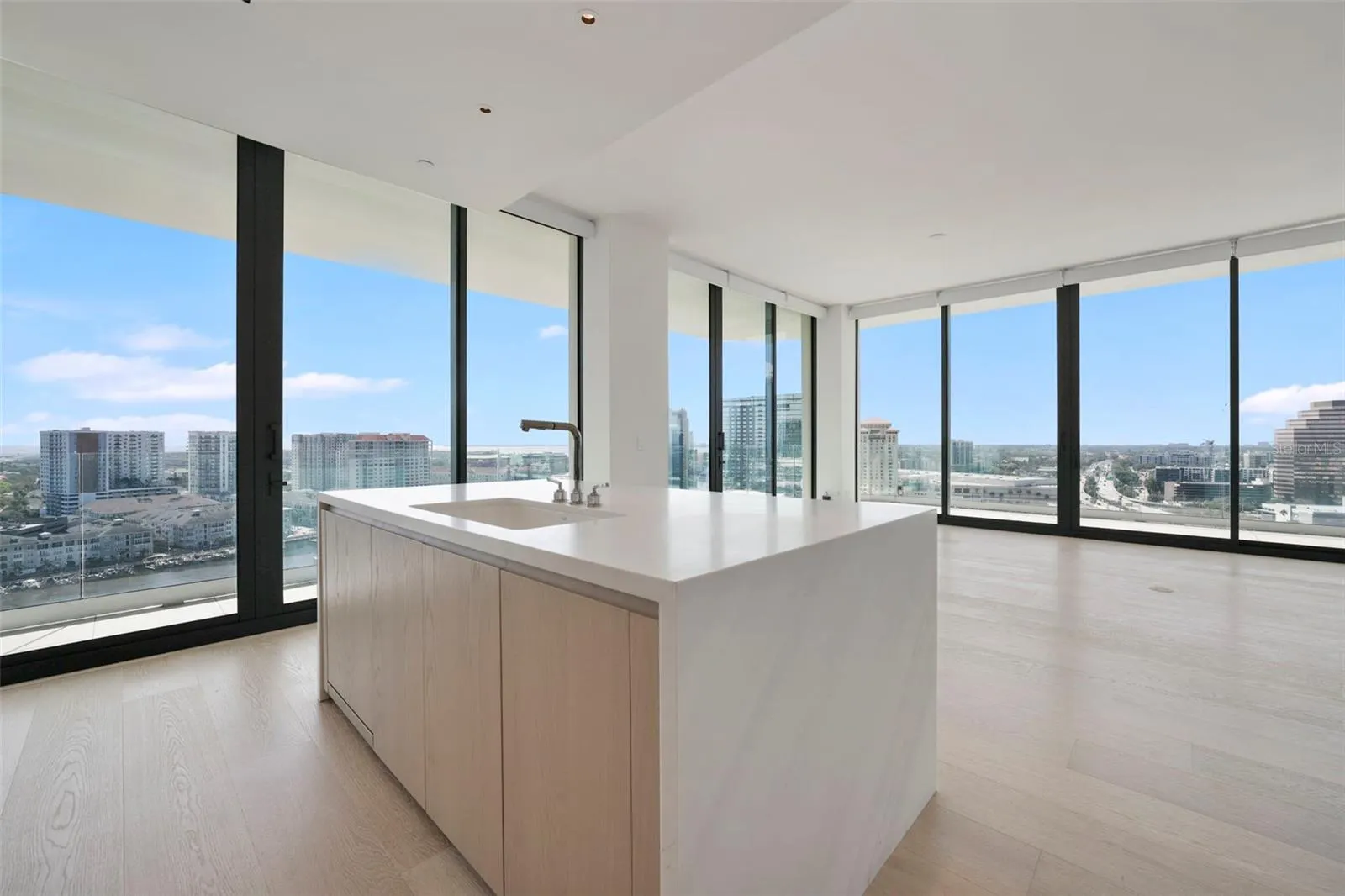 1000 WATER ST #1601, #1601