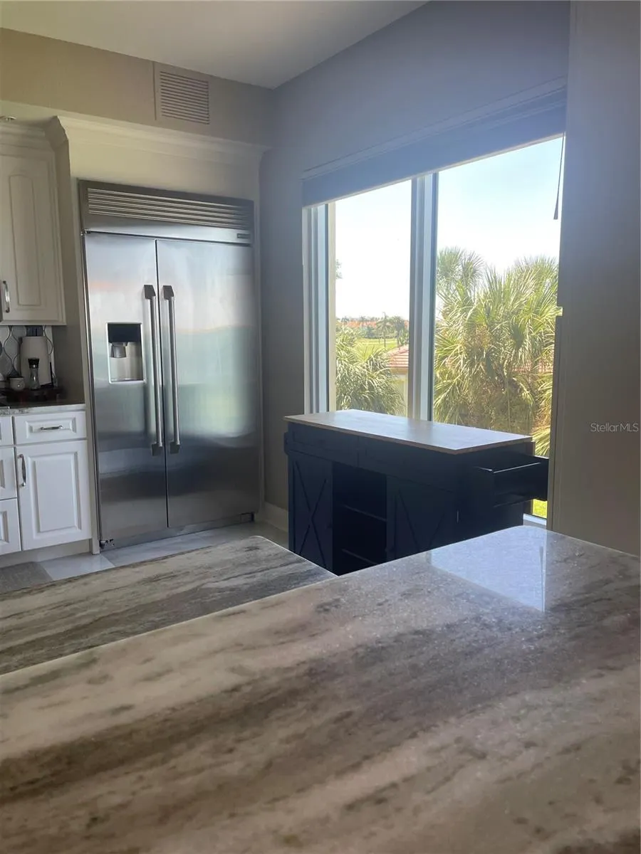 6025 SUN BLVD #201, #201