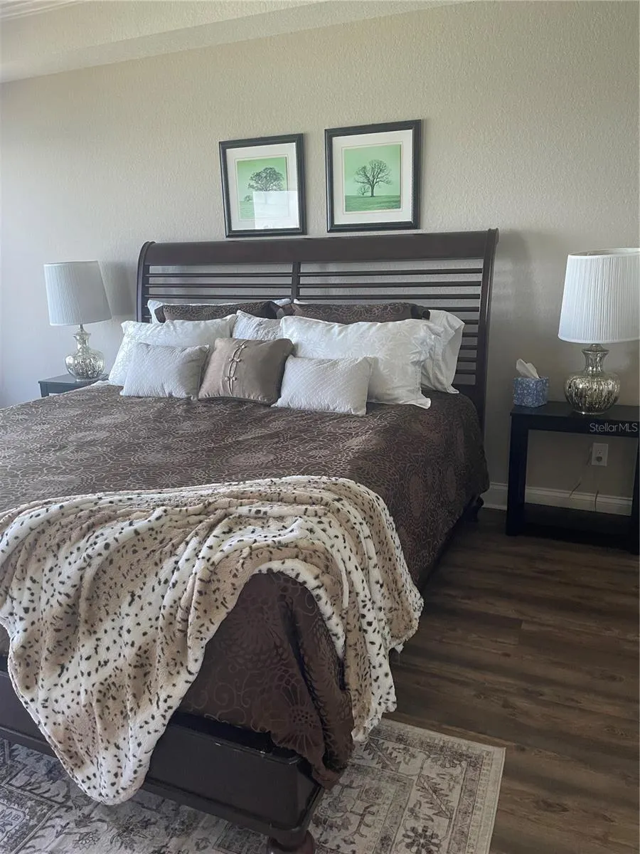 6025 SUN BLVD #201, #201