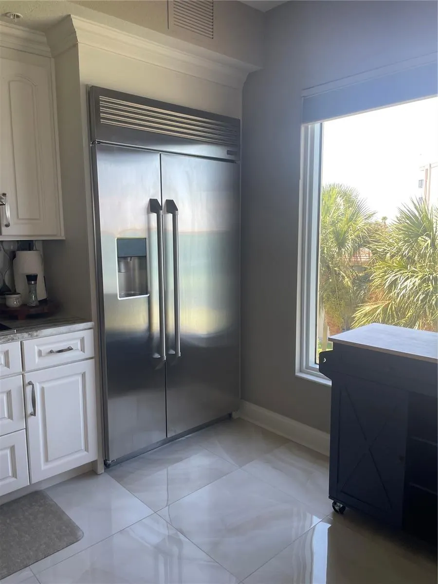 6025 SUN BLVD #201, #201