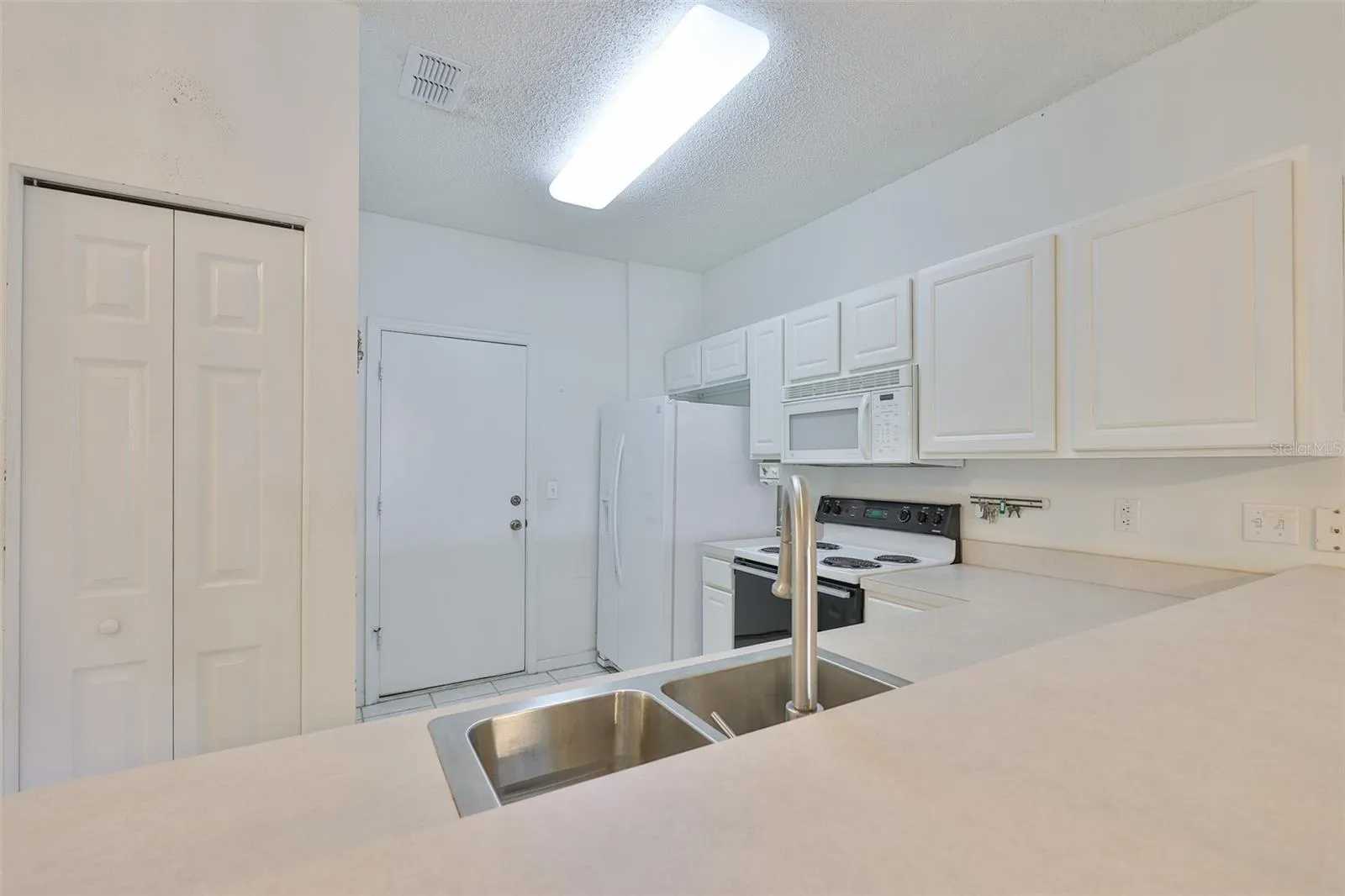2335 NANTUCKET DR #36, #36
