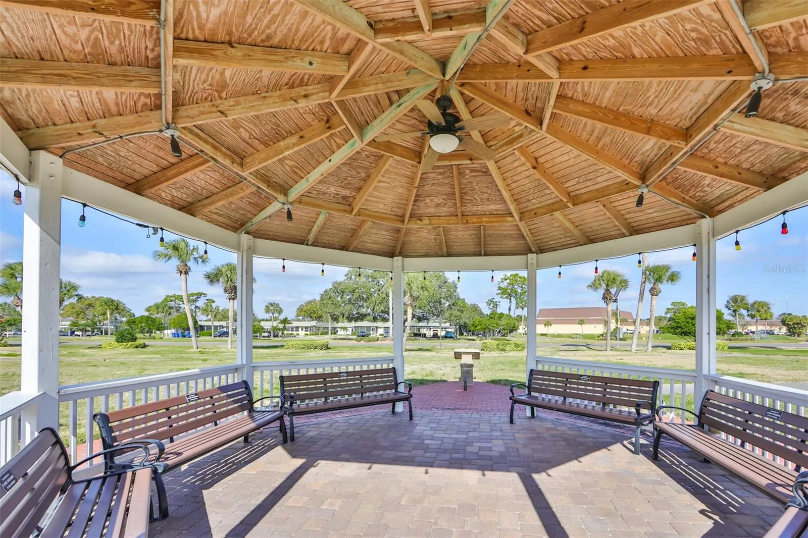2335 NANTUCKET DR #36, #36