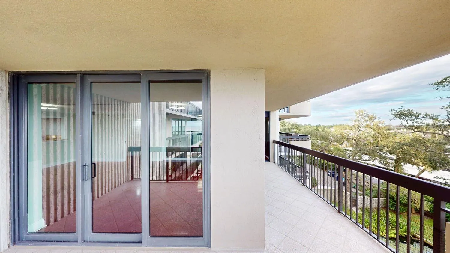 2413 BAYSHORE BLVD #503, #503