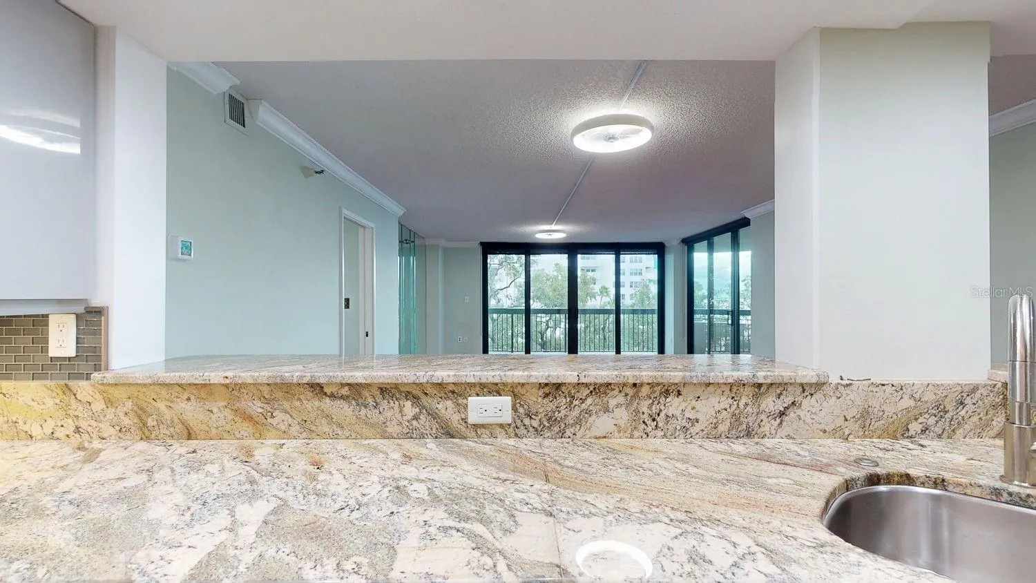 2413 BAYSHORE BLVD #503, #503