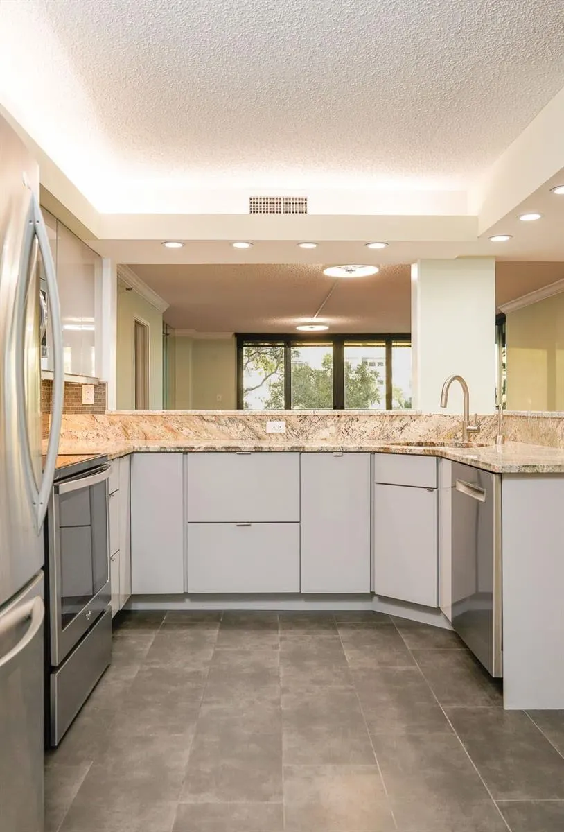 2413 BAYSHORE BLVD #503, #503