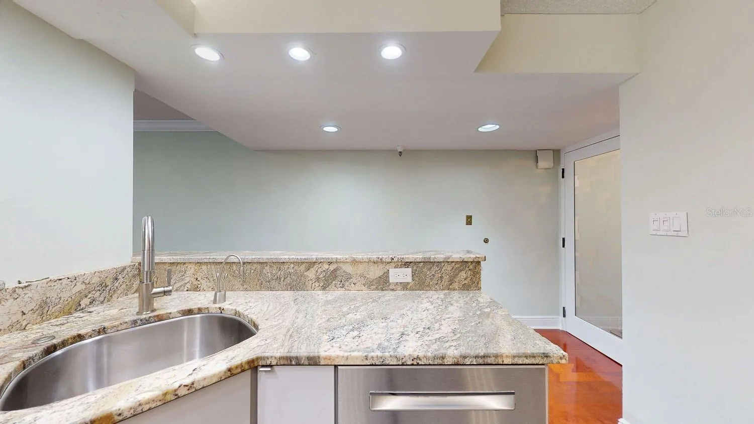 2413 BAYSHORE BLVD #503, #503