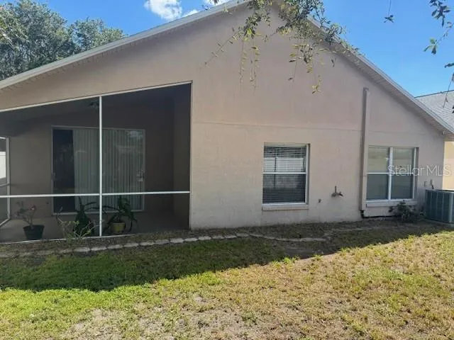 7021 COLONY POINTE DR