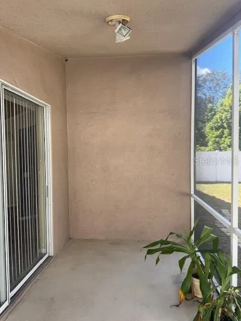 7021 COLONY POINTE DR