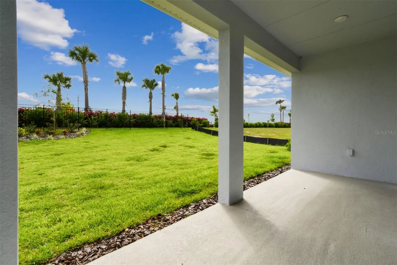 5329 EVERLONG DR