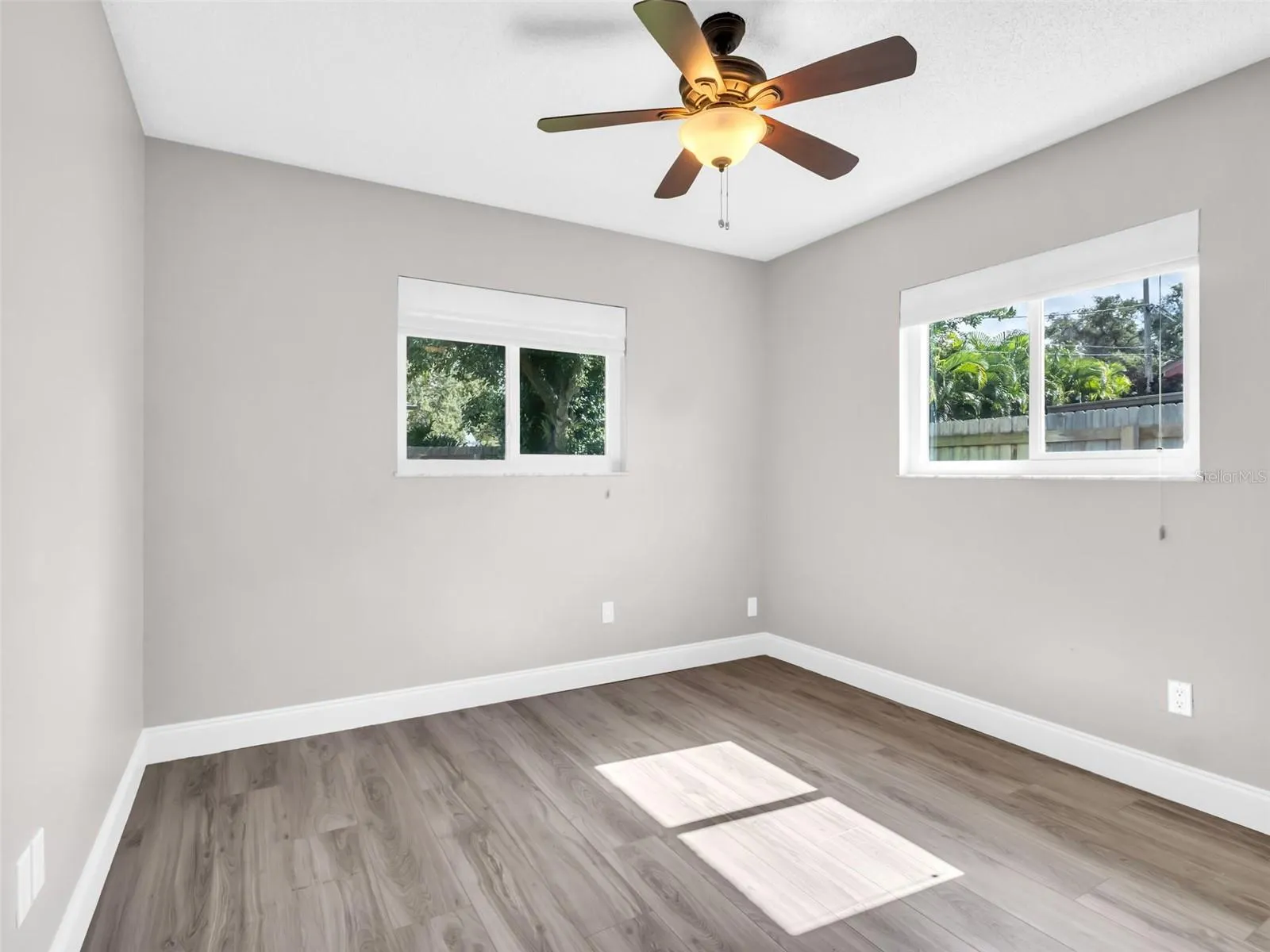 640 KENNETH WAY