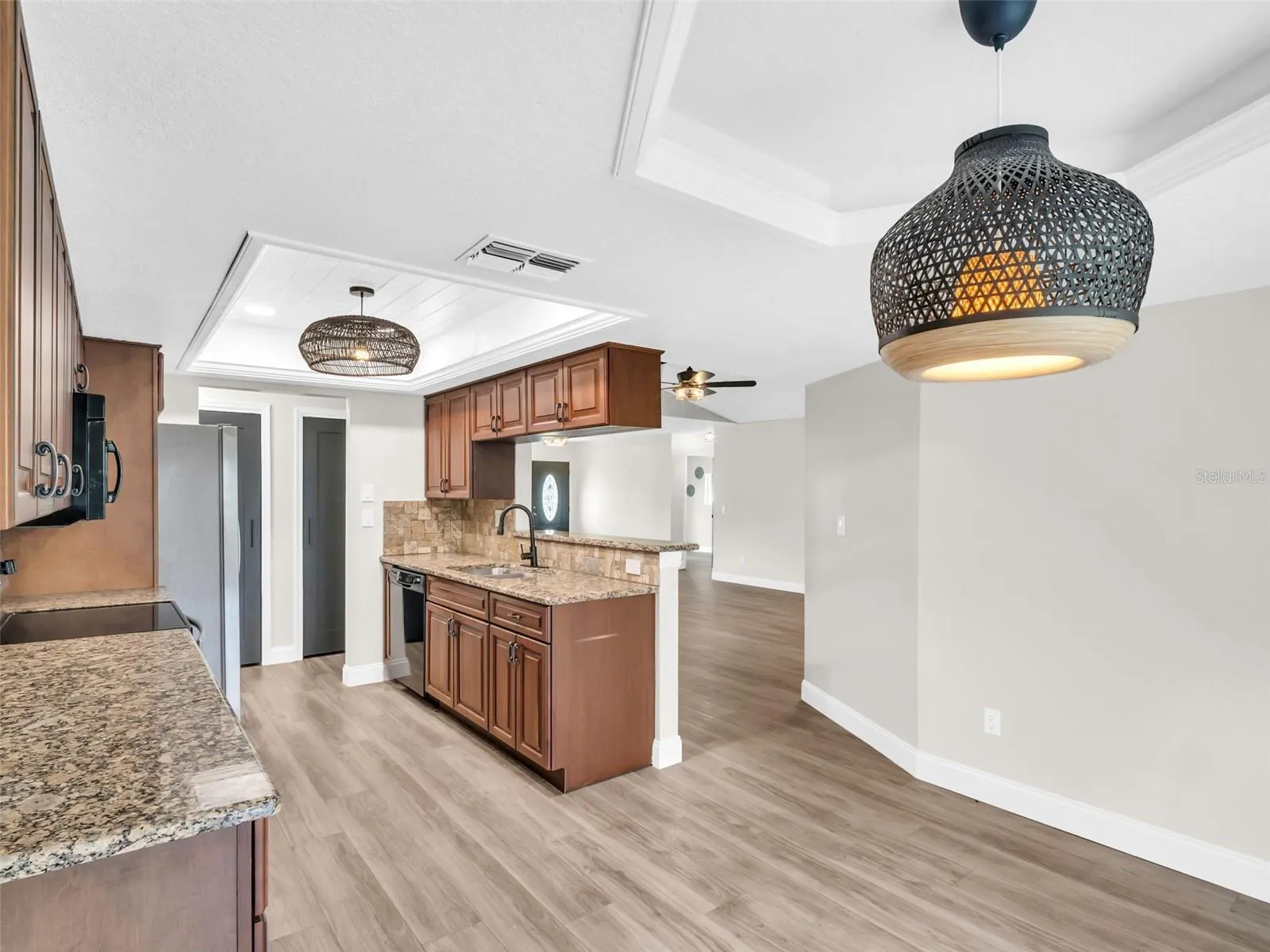 640 KENNETH WAY