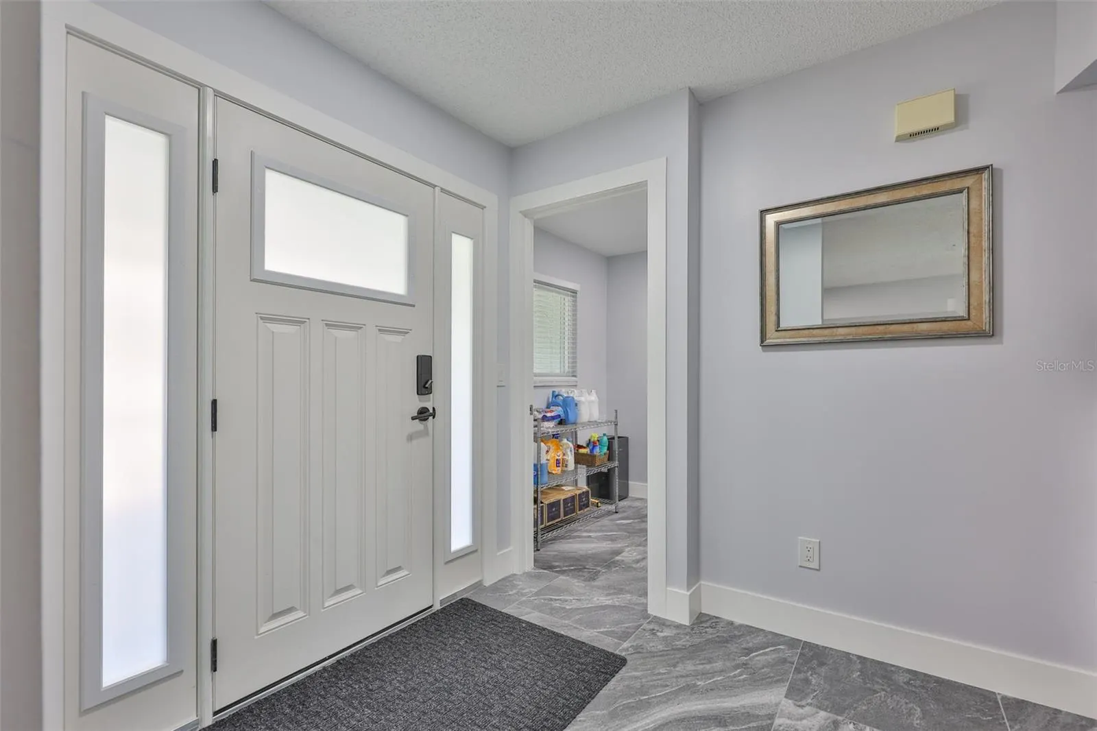 2022 E VIEW DR