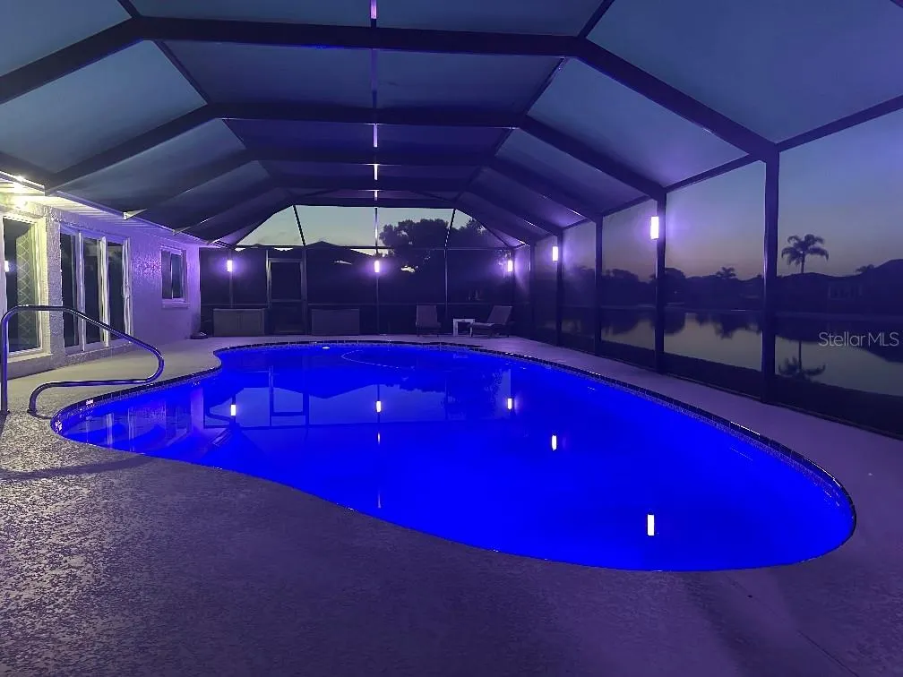 2022 E VIEW DR