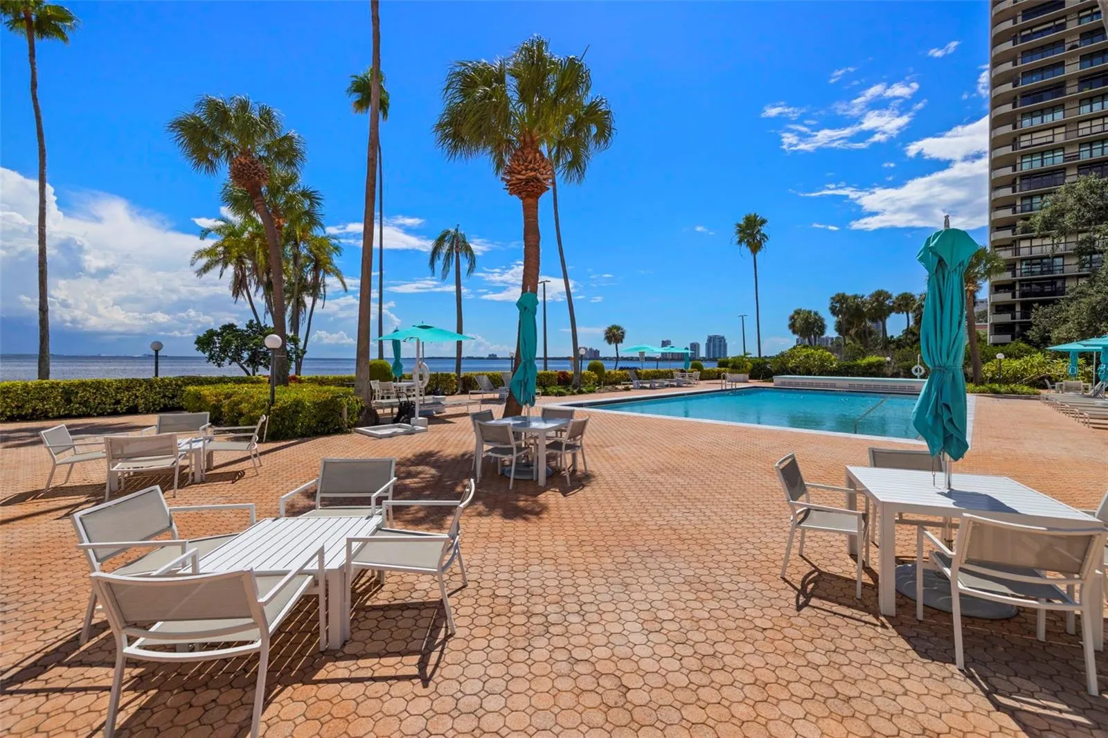 2401 BAYSHORE BLVD #803, #803