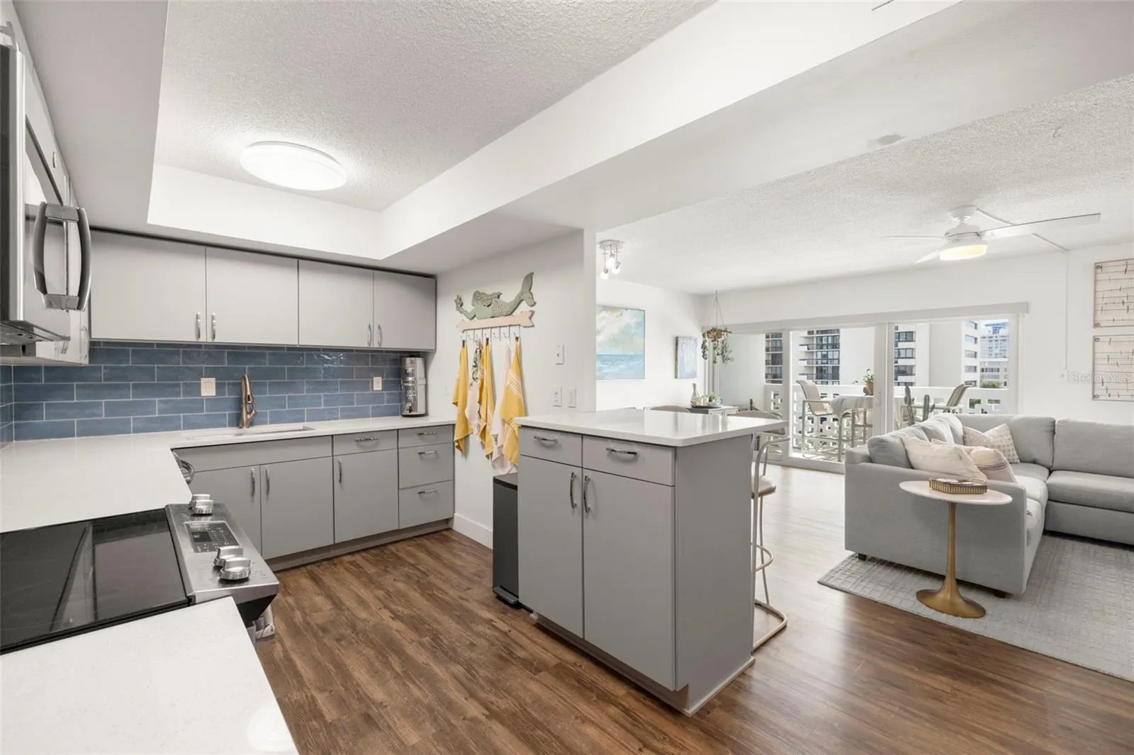 2401 BAYSHORE BLVD #803, #803