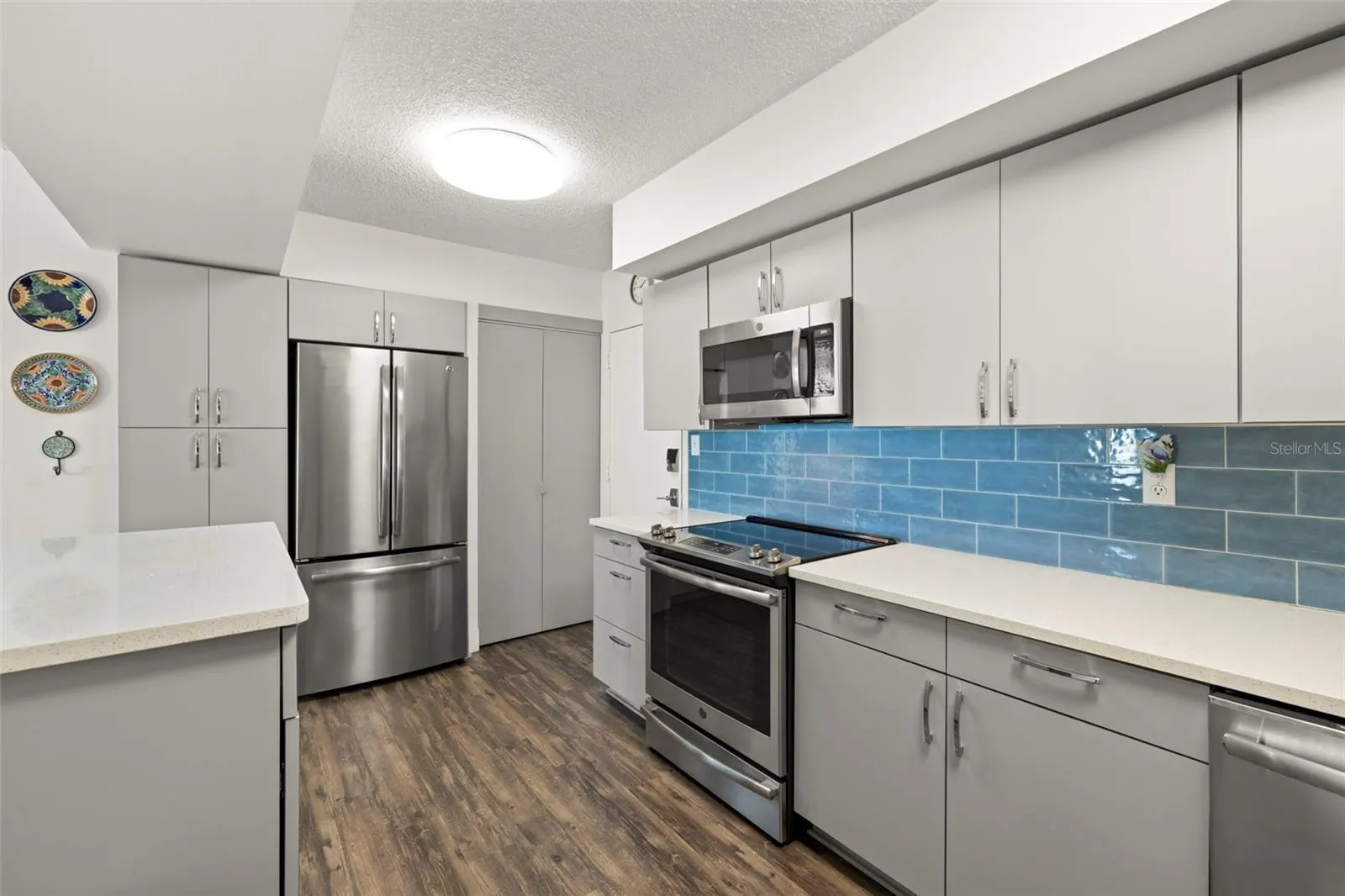 2401 BAYSHORE BLVD #803, #803