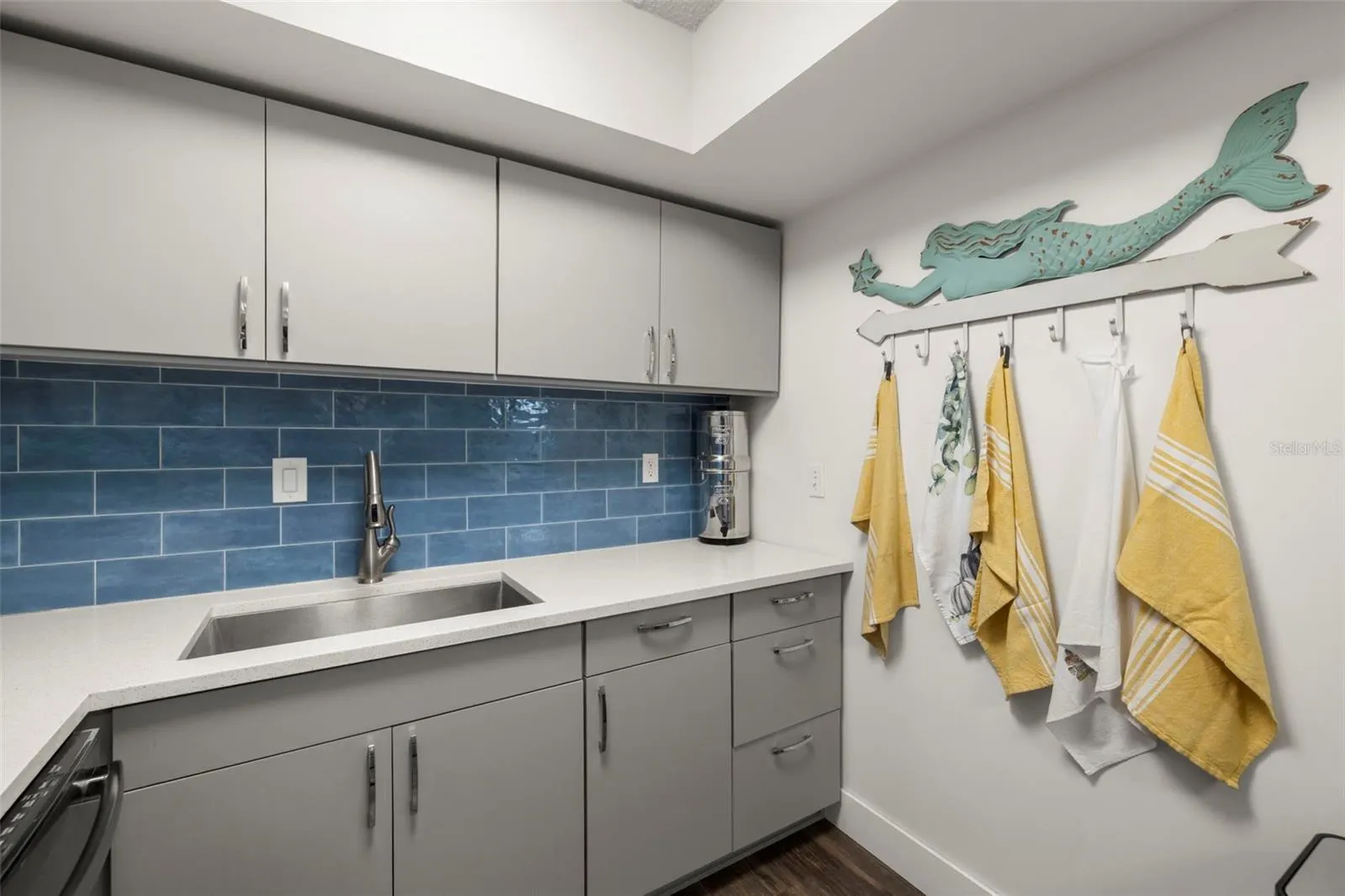 2401 BAYSHORE BLVD #803, #803