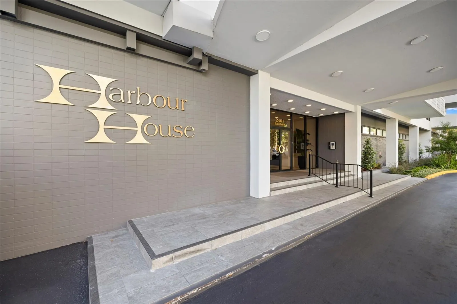 2401 BAYSHORE BLVD #803, #803