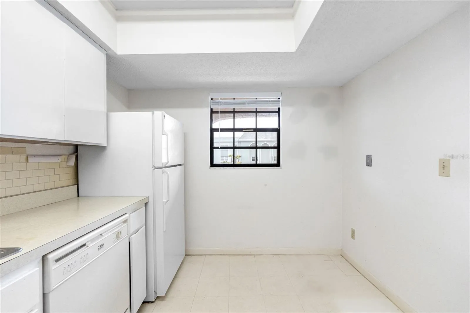 1750 BELLEAIR FOREST DR #A15, #A15