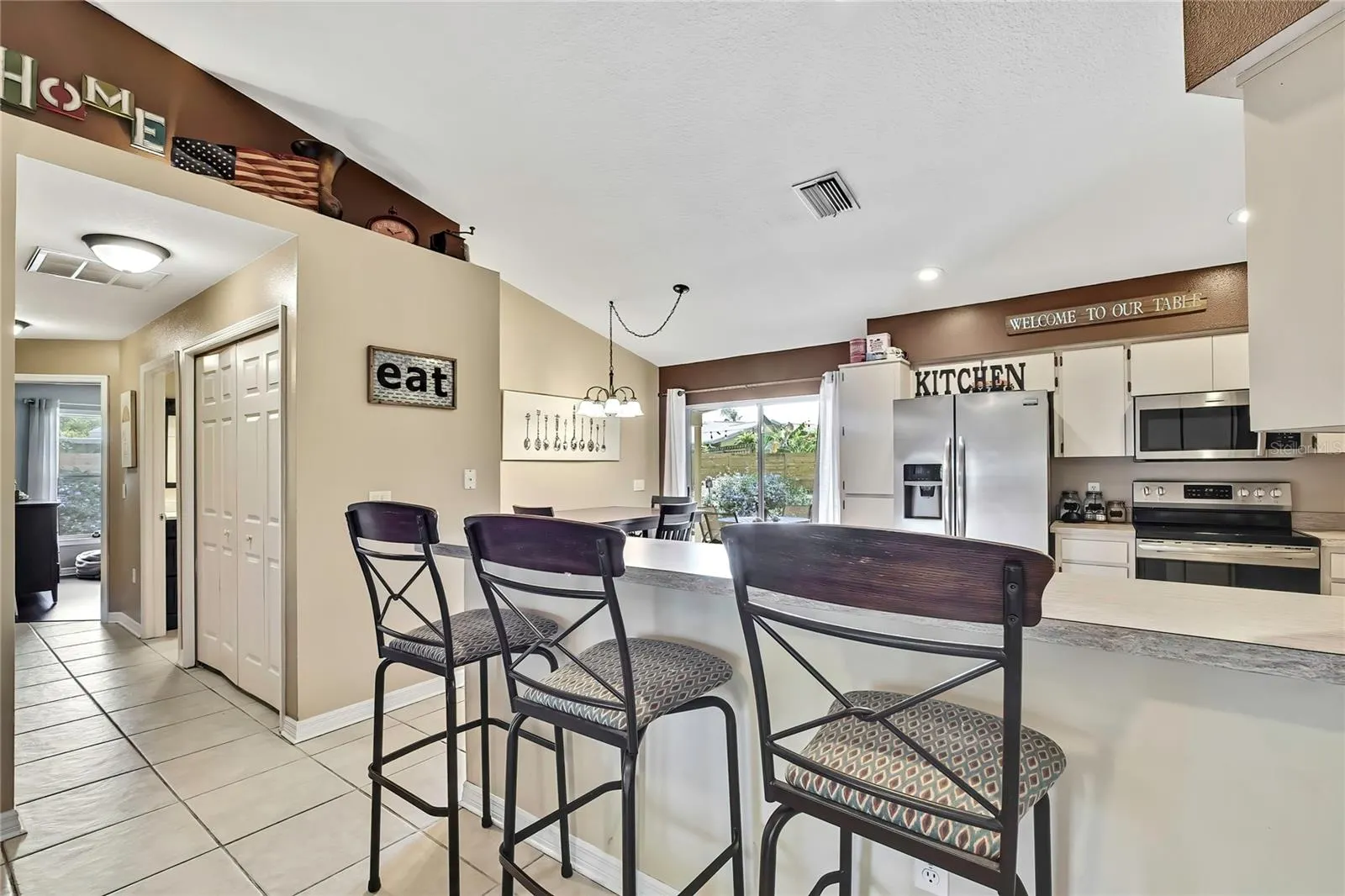 18401 DEBONAIR PL