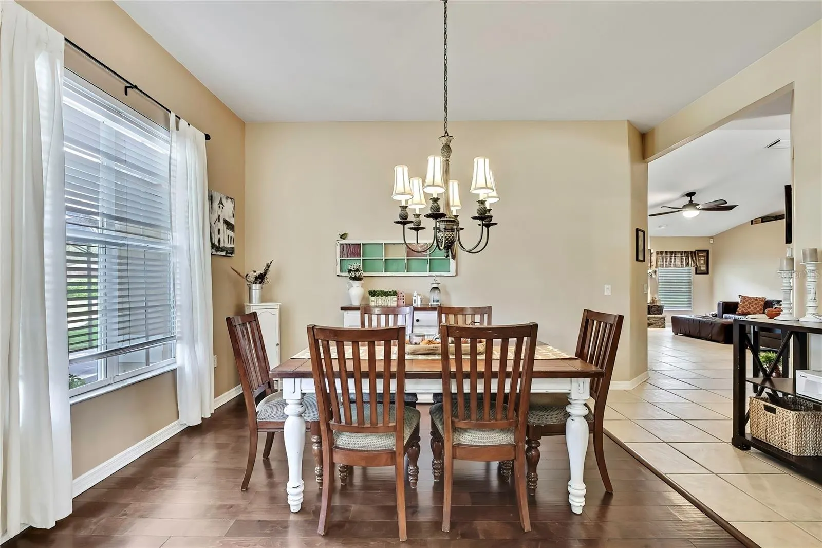 18401 DEBONAIR PL