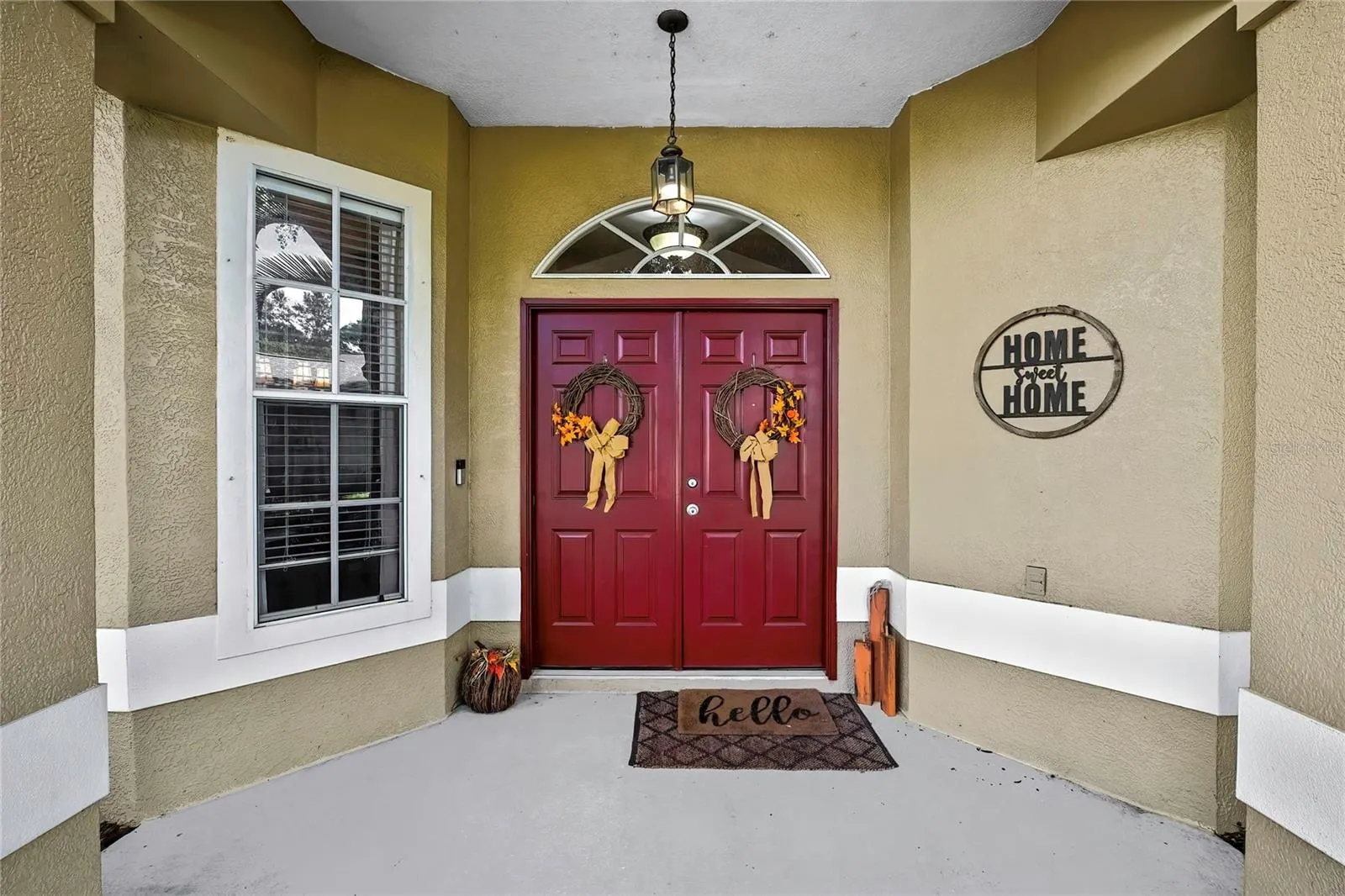 18401 DEBONAIR PL