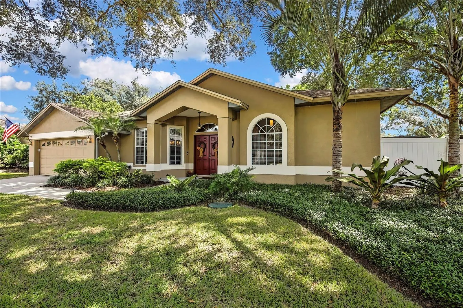 18401 DEBONAIR PL