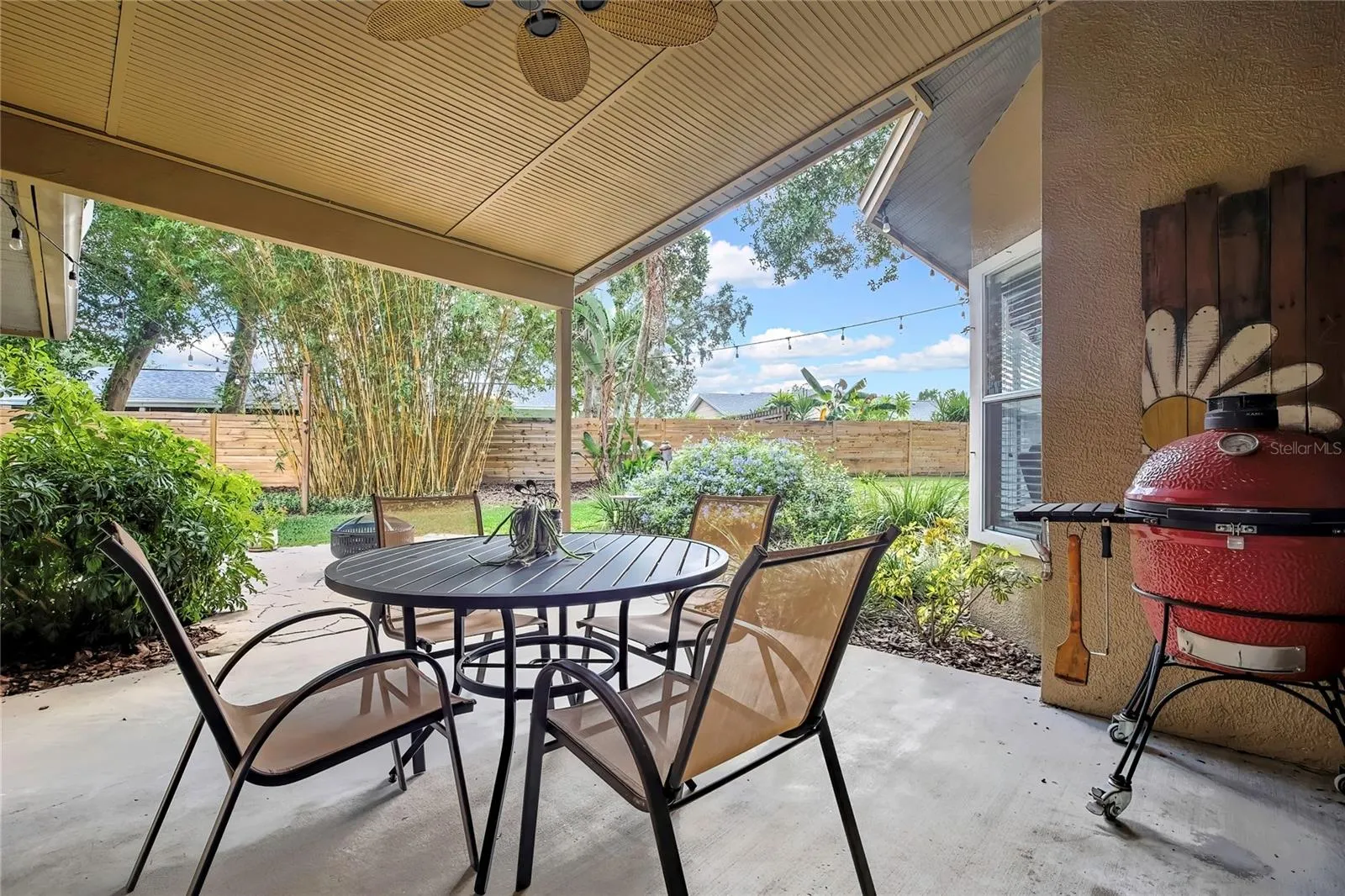 18401 DEBONAIR PL