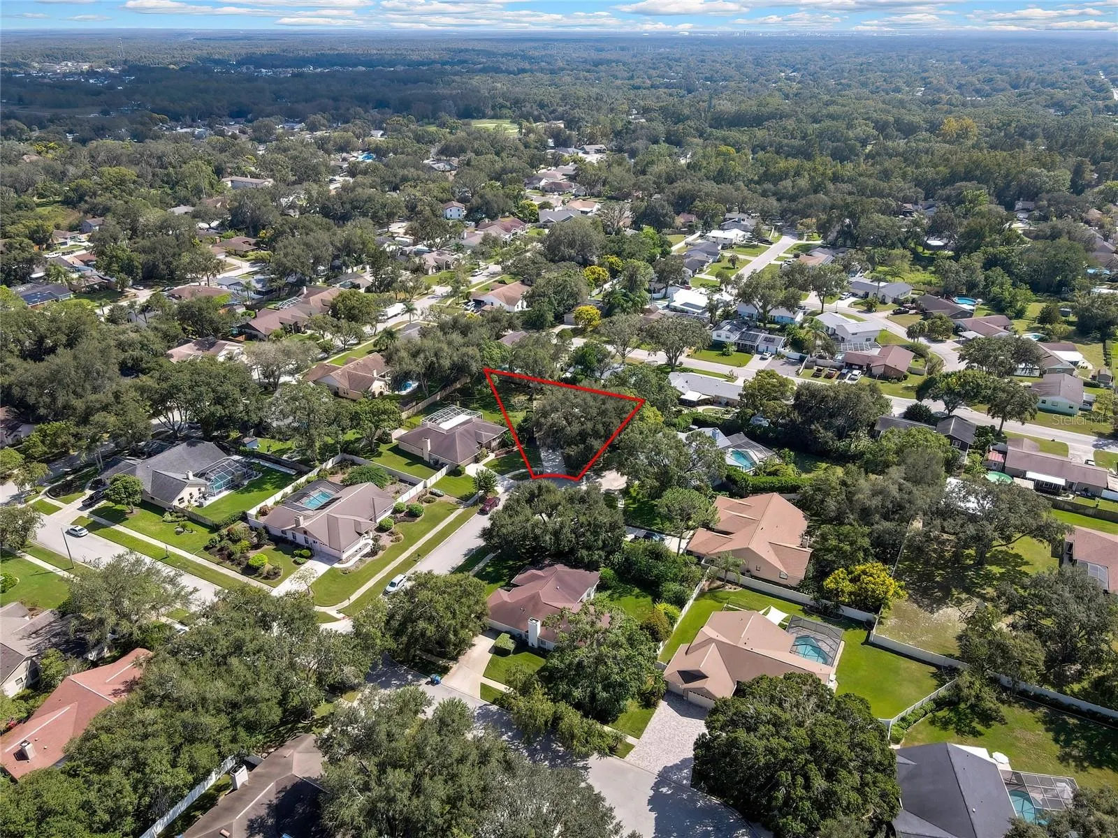 18401 DEBONAIR PL