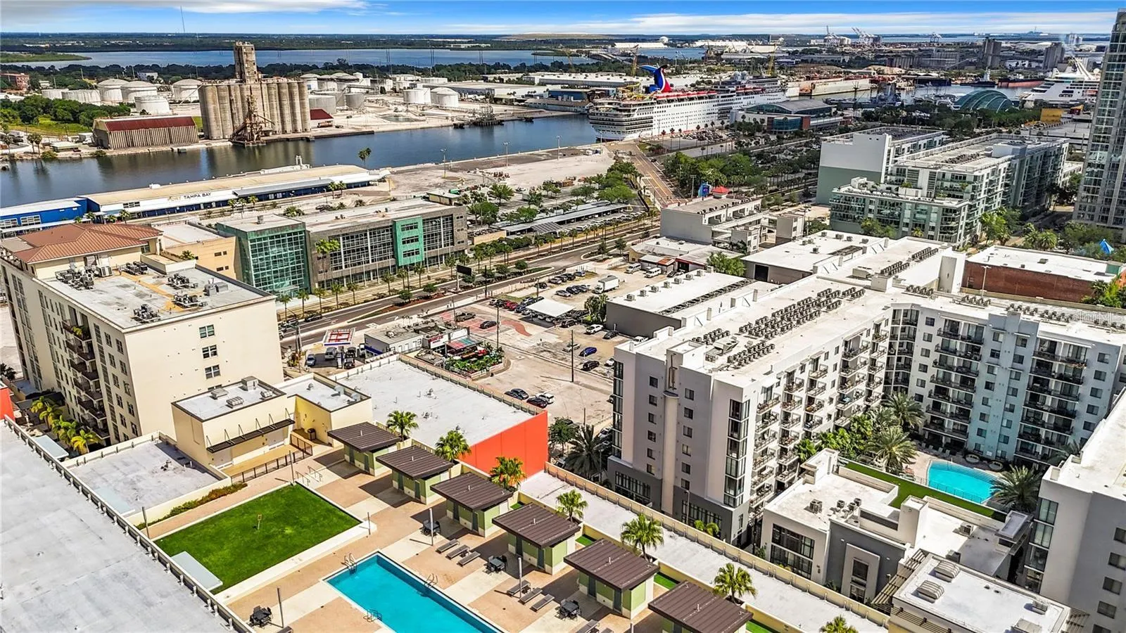1208 E KENNEDY BLVD #1209, #1209
