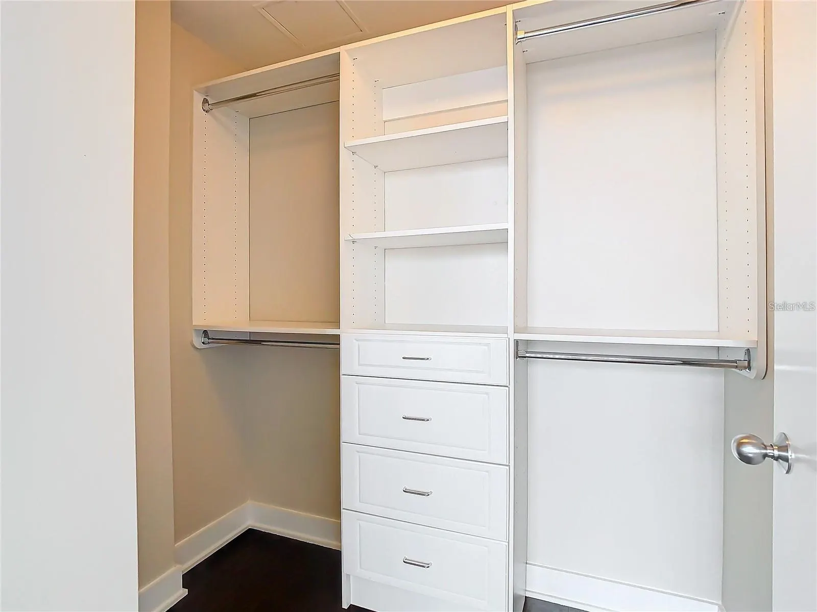 1208 E KENNEDY BLVD #1209, #1209
