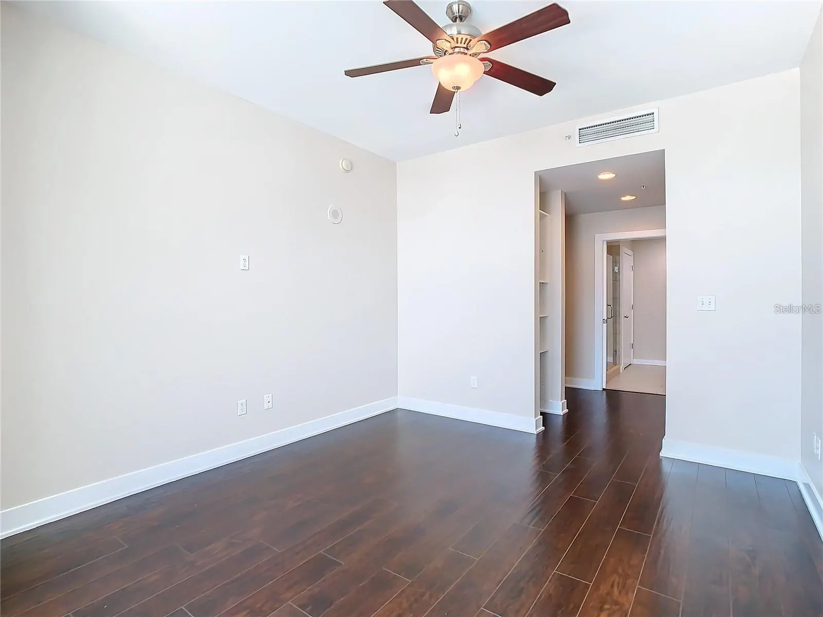 1208 E KENNEDY BLVD #1209, #1209