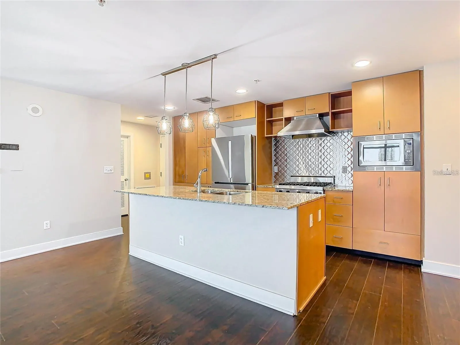 1208 E KENNEDY BLVD #1209, #1209