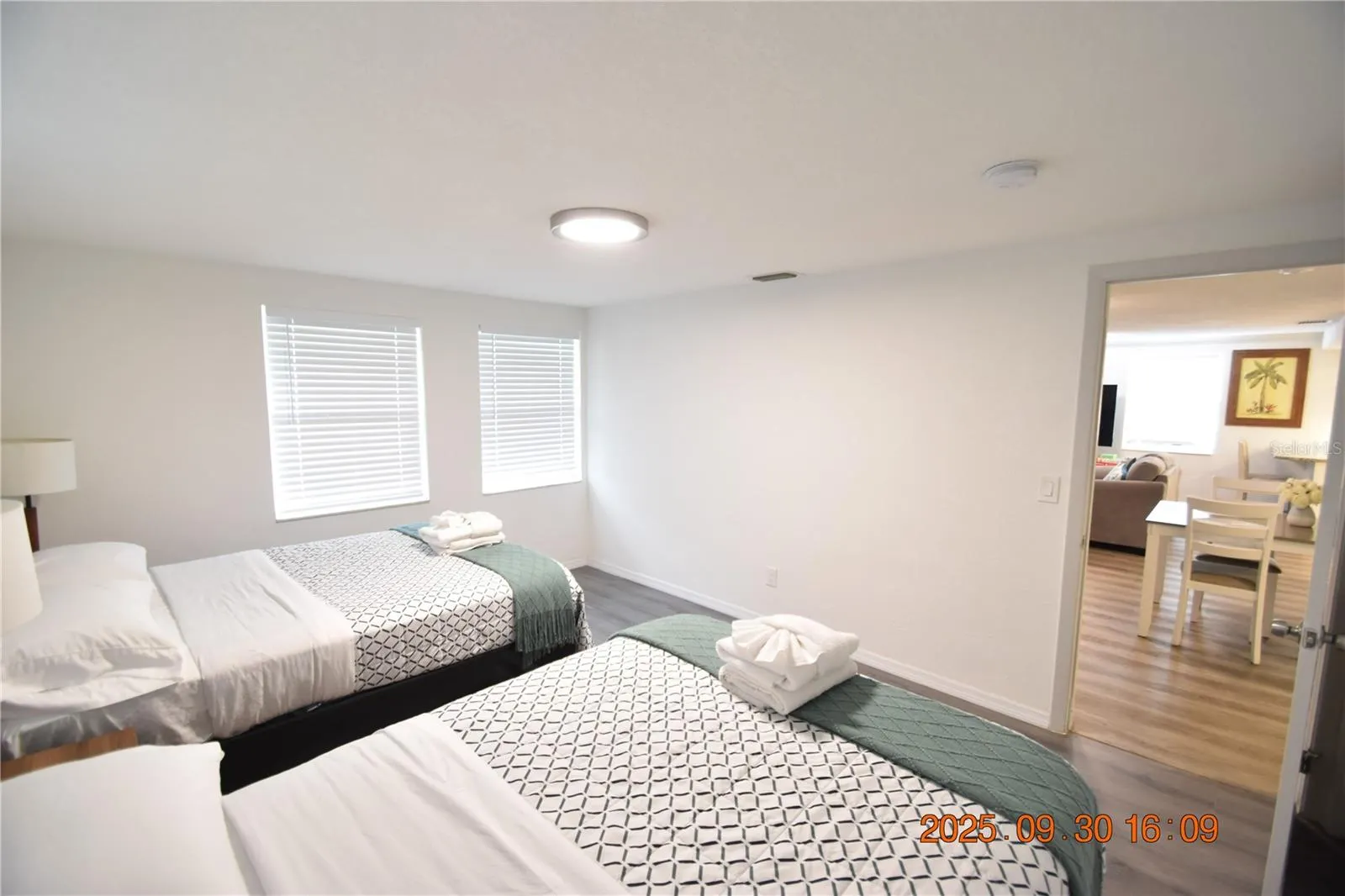 3295 ADRIAN AVE