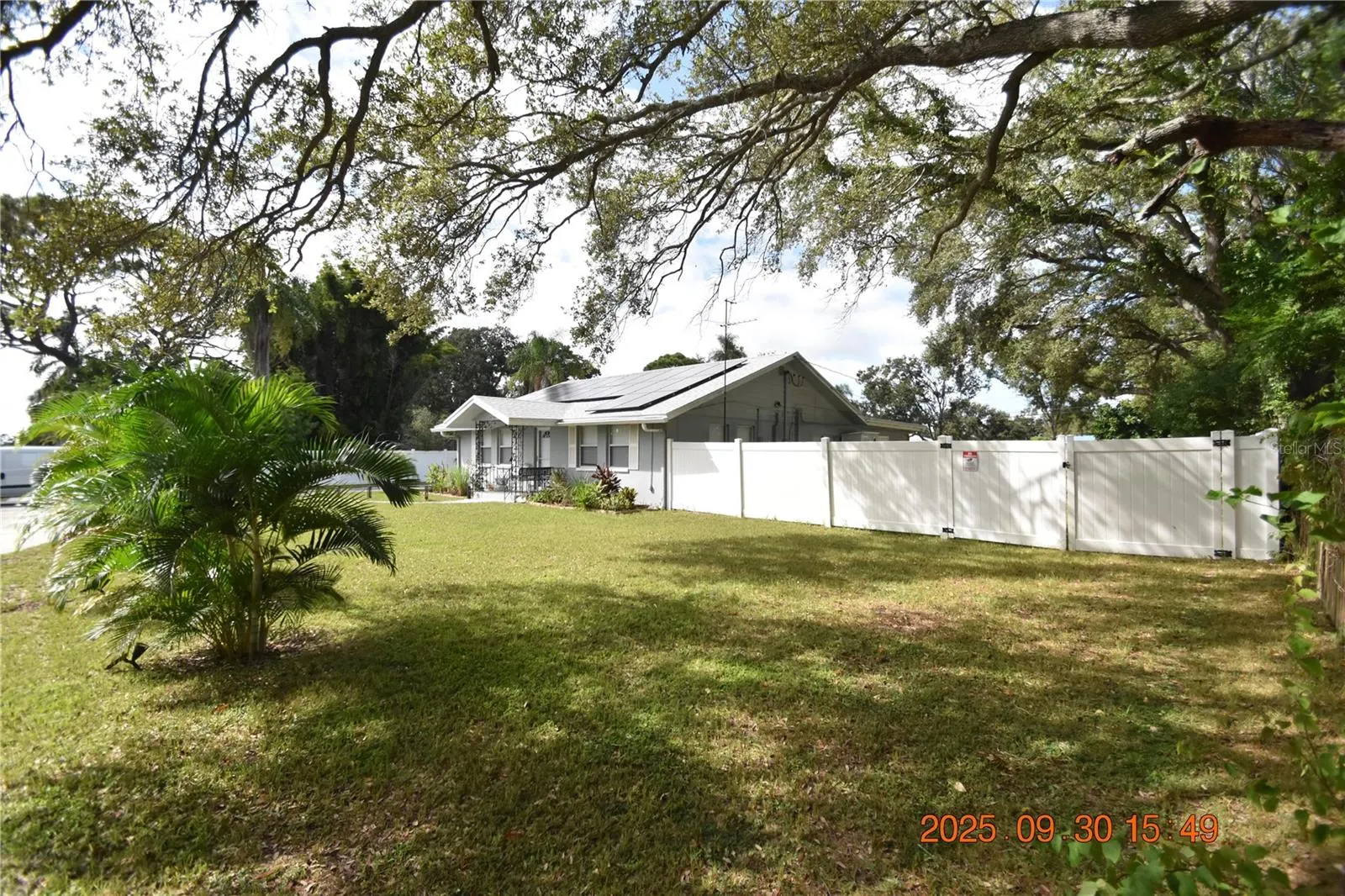 3295 ADRIAN AVE