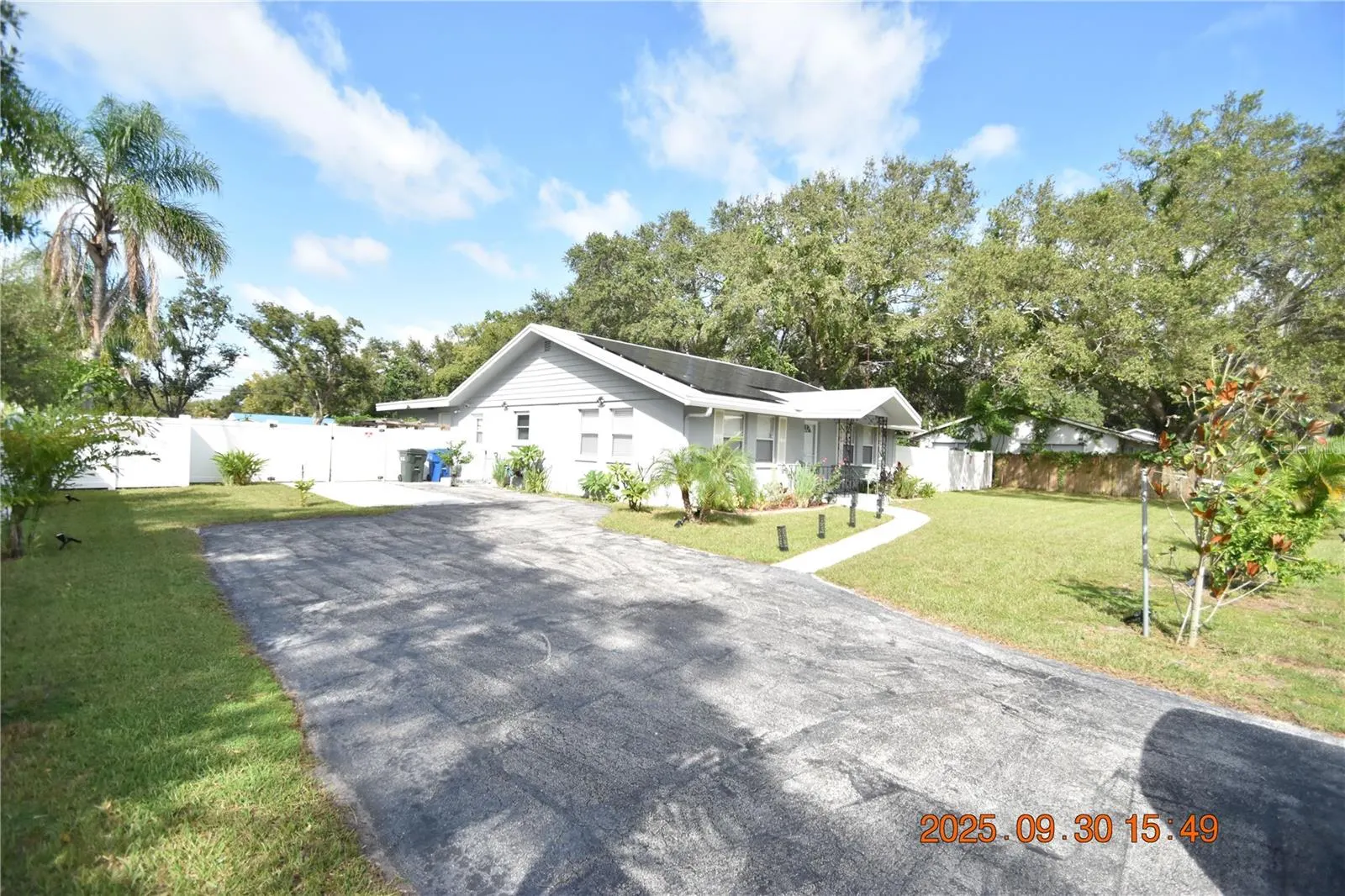 3295 ADRIAN AVE