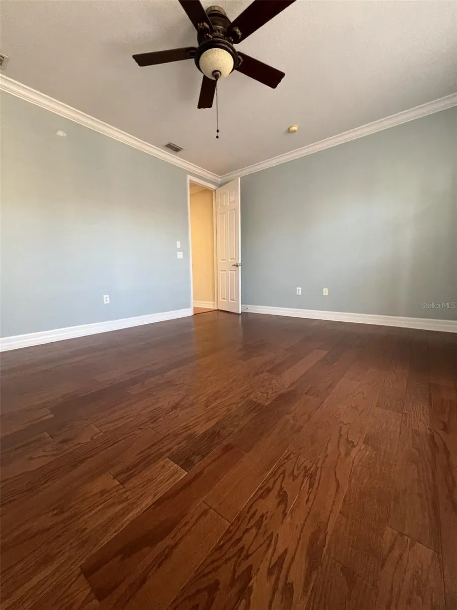 2911 HANSEN MANOR LN