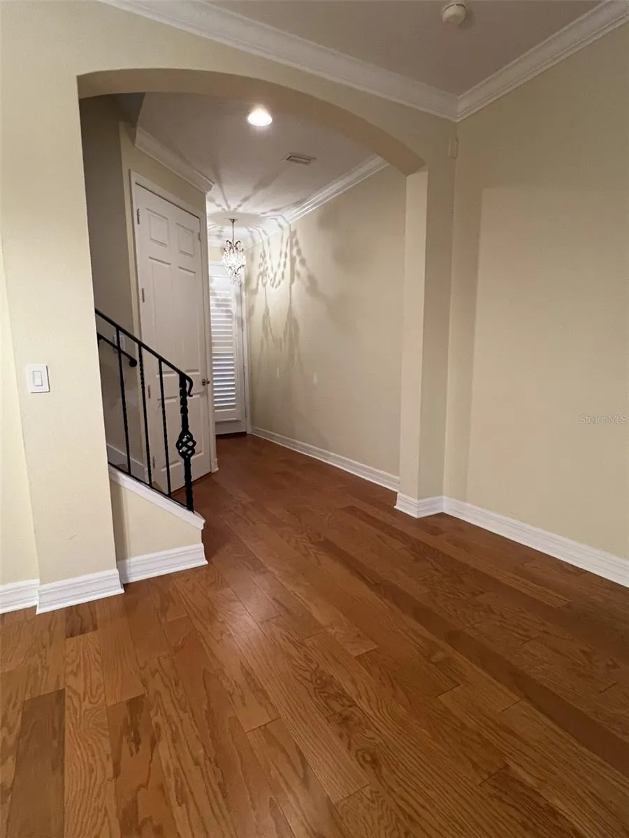2911 HANSEN MANOR LN